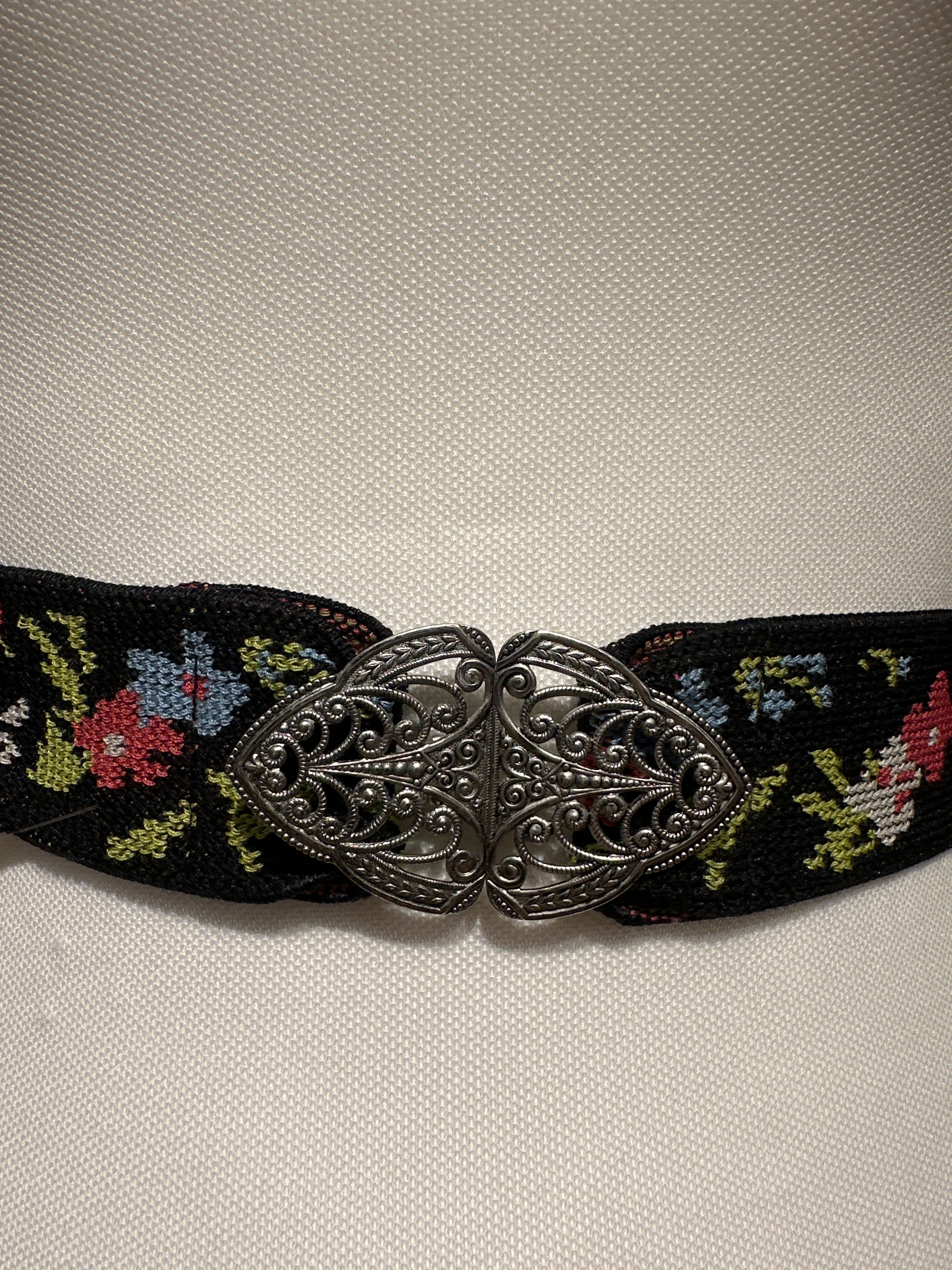 Trachtengürtel Stretch mit Schliße silber