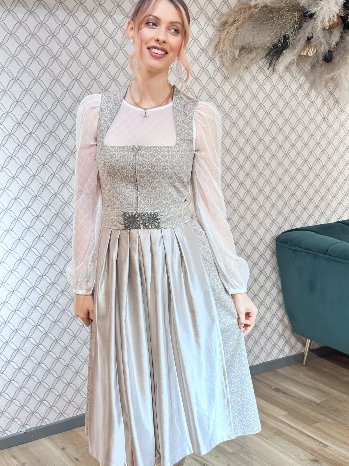 Dirndl Goldstich grau 75cm