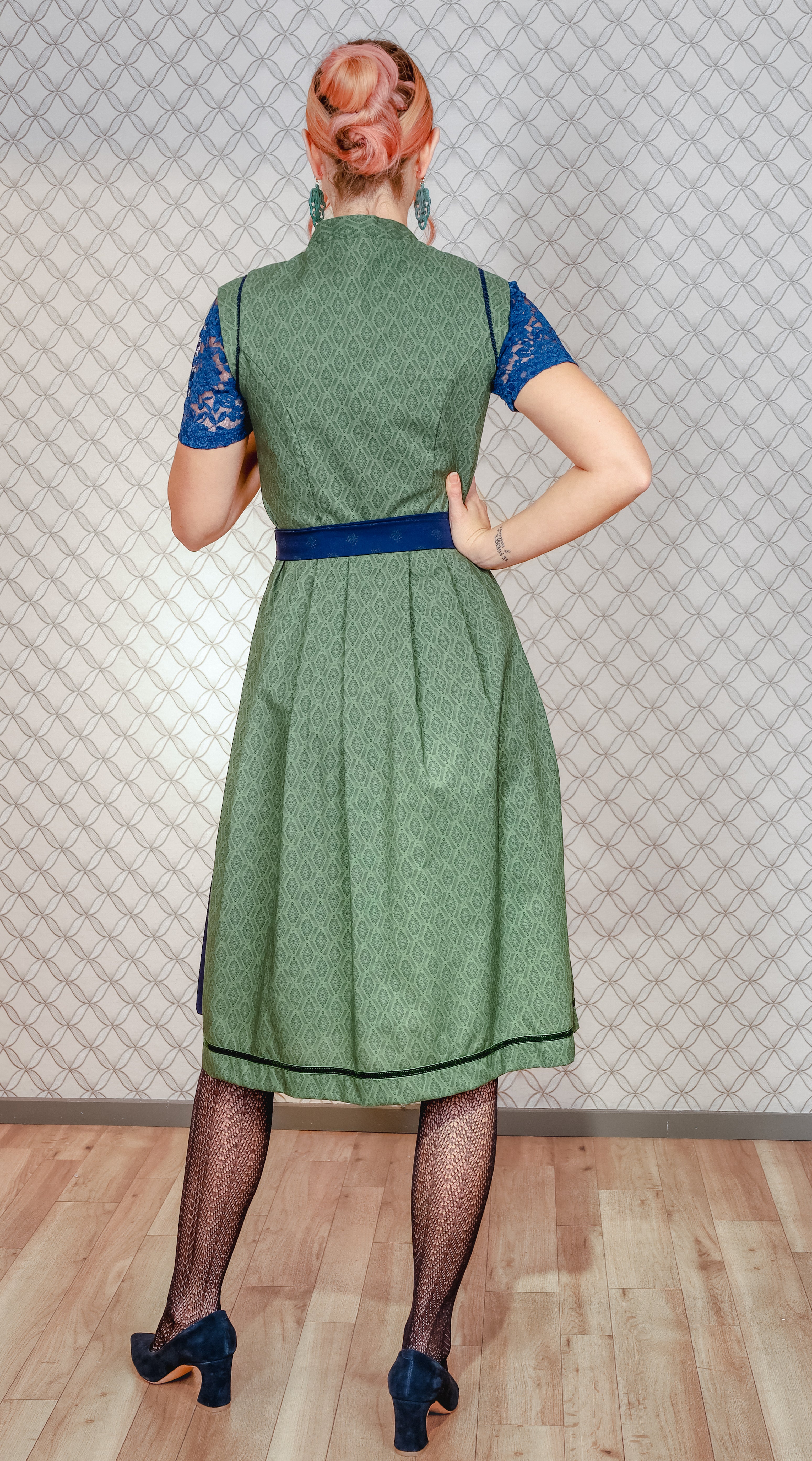 Retro Dirndl Goldstich grün/blau