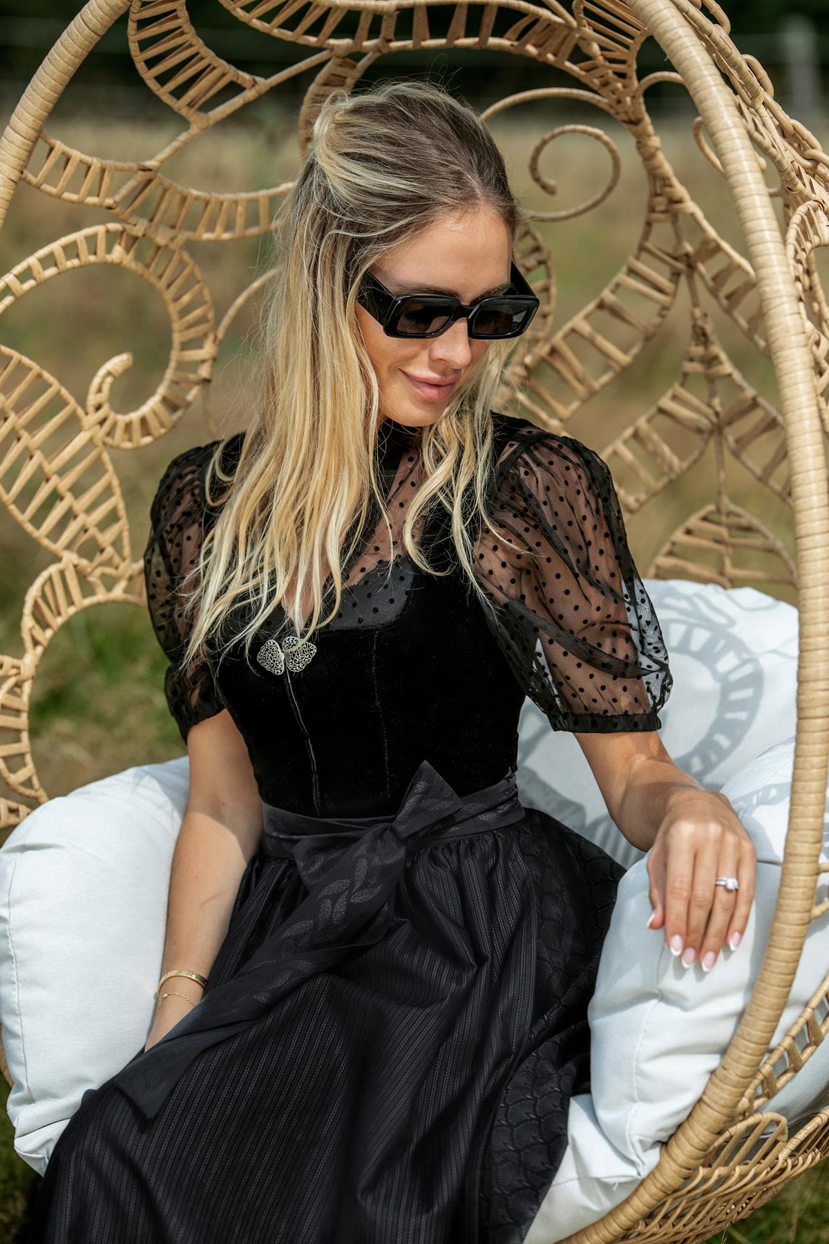 Dirndlbluse Marjo Zeitlarn schwarz