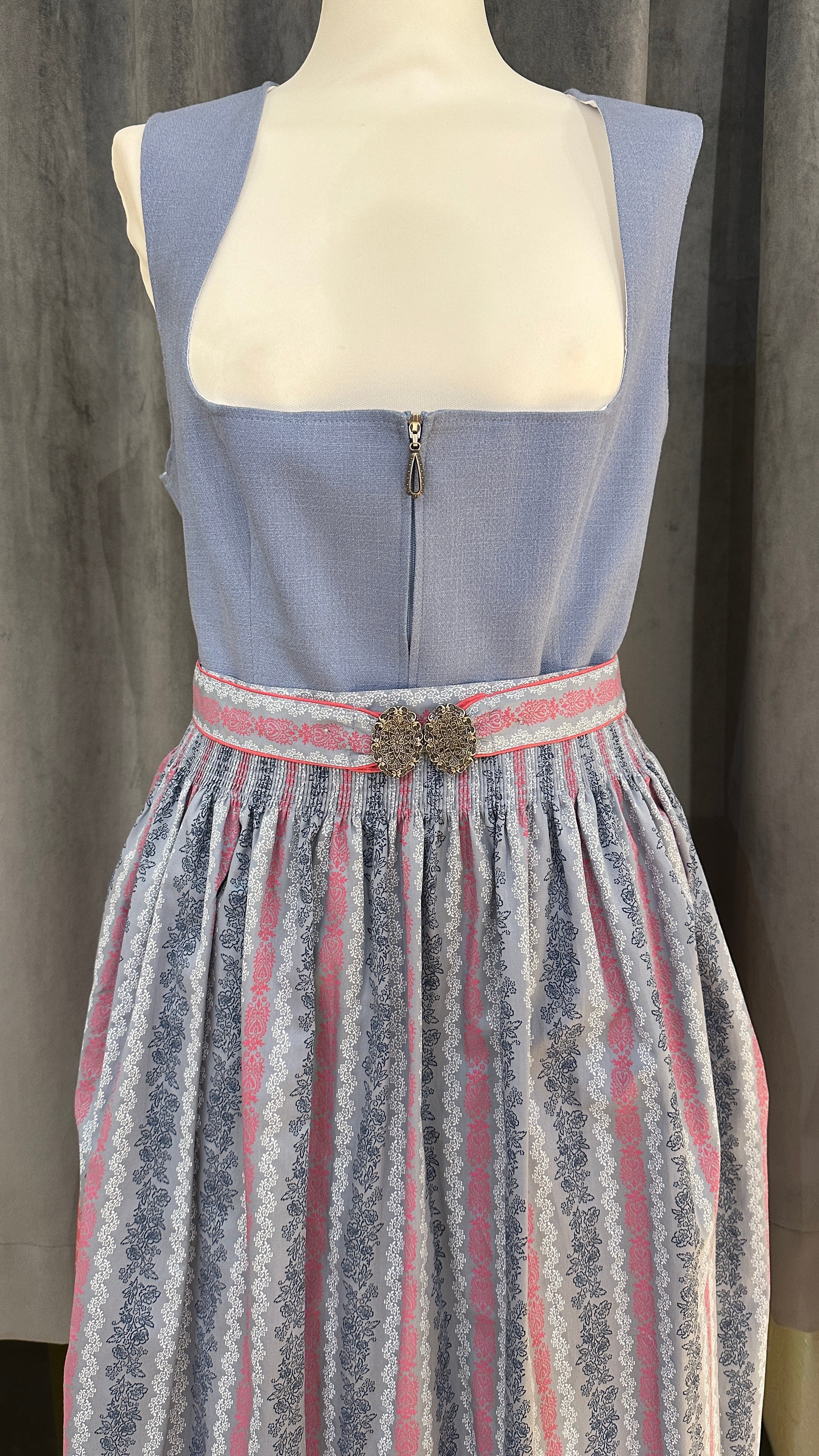 Dirndl Stretch Stoiber Mathilde hellblau / beere 70cm