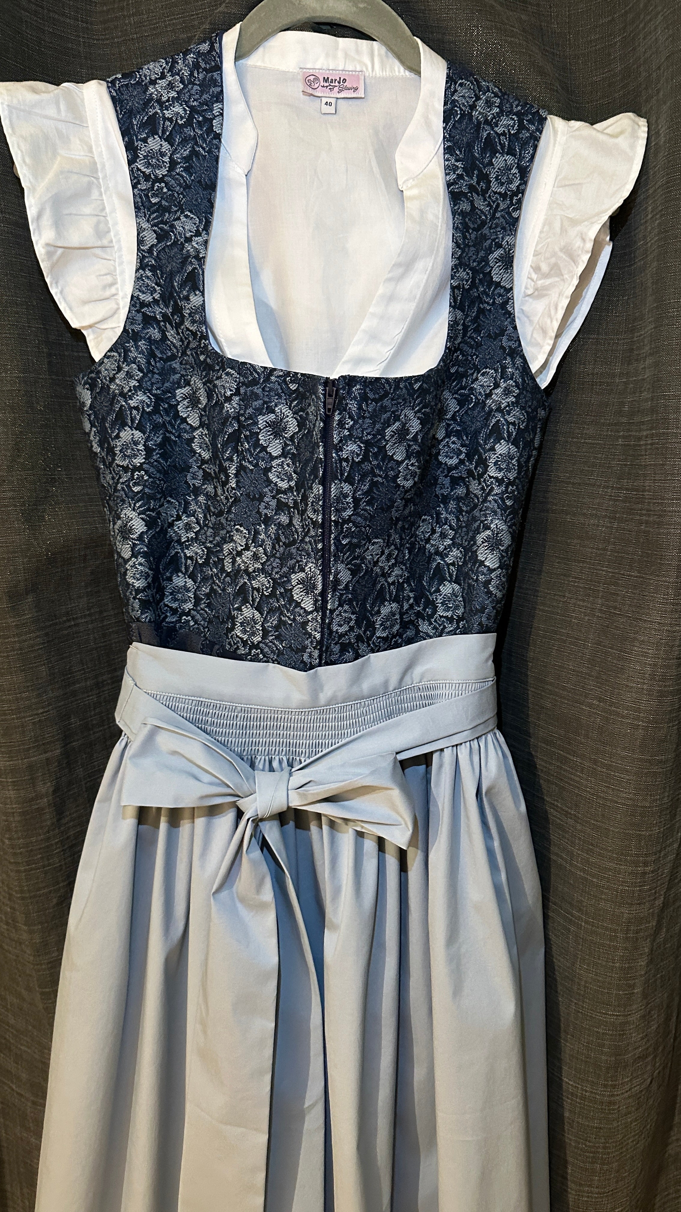 Dirndl Goldstich blau Blumenmuster 75cm