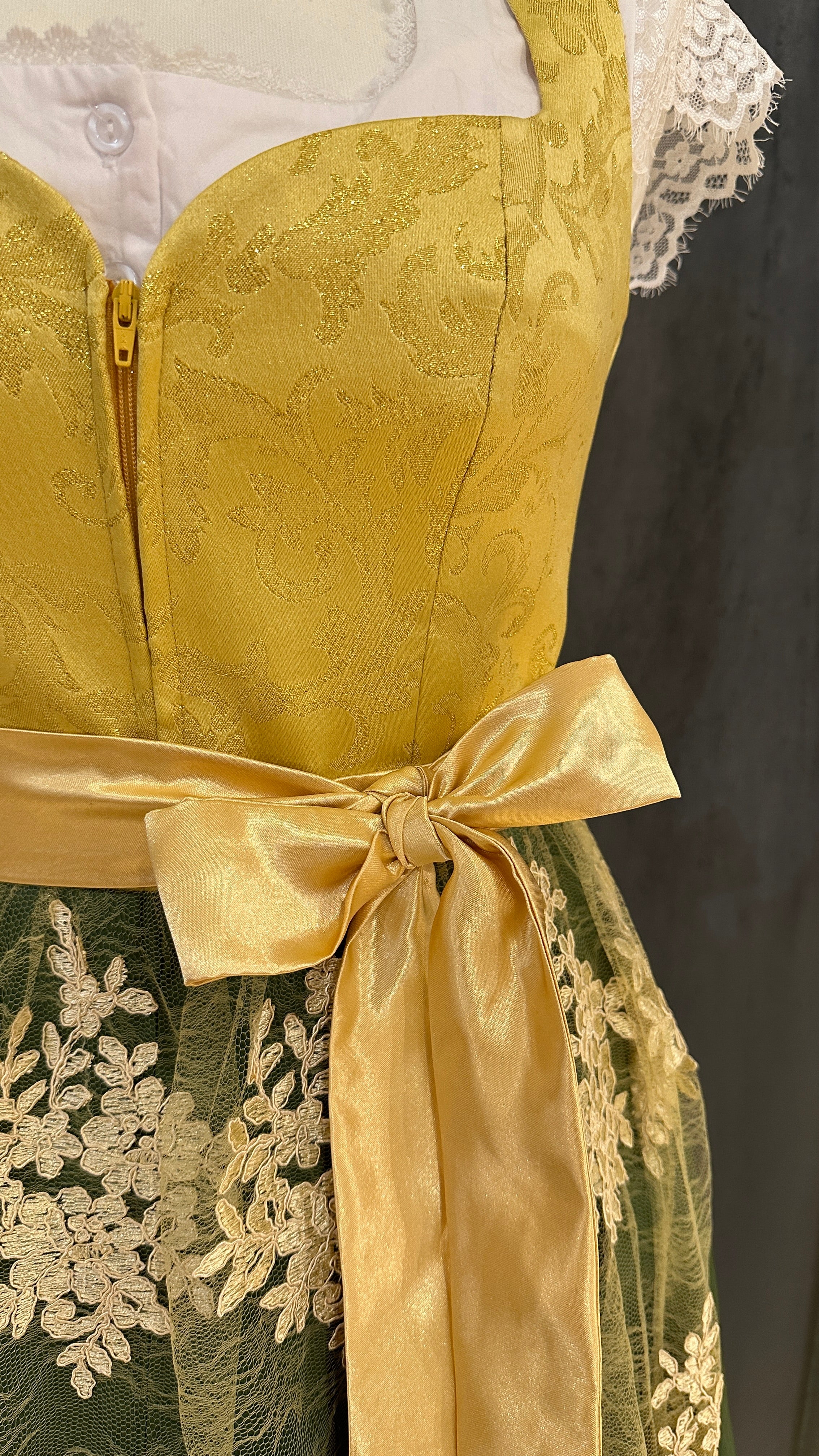 Dirndl Goldstich gelb/grün 65cm