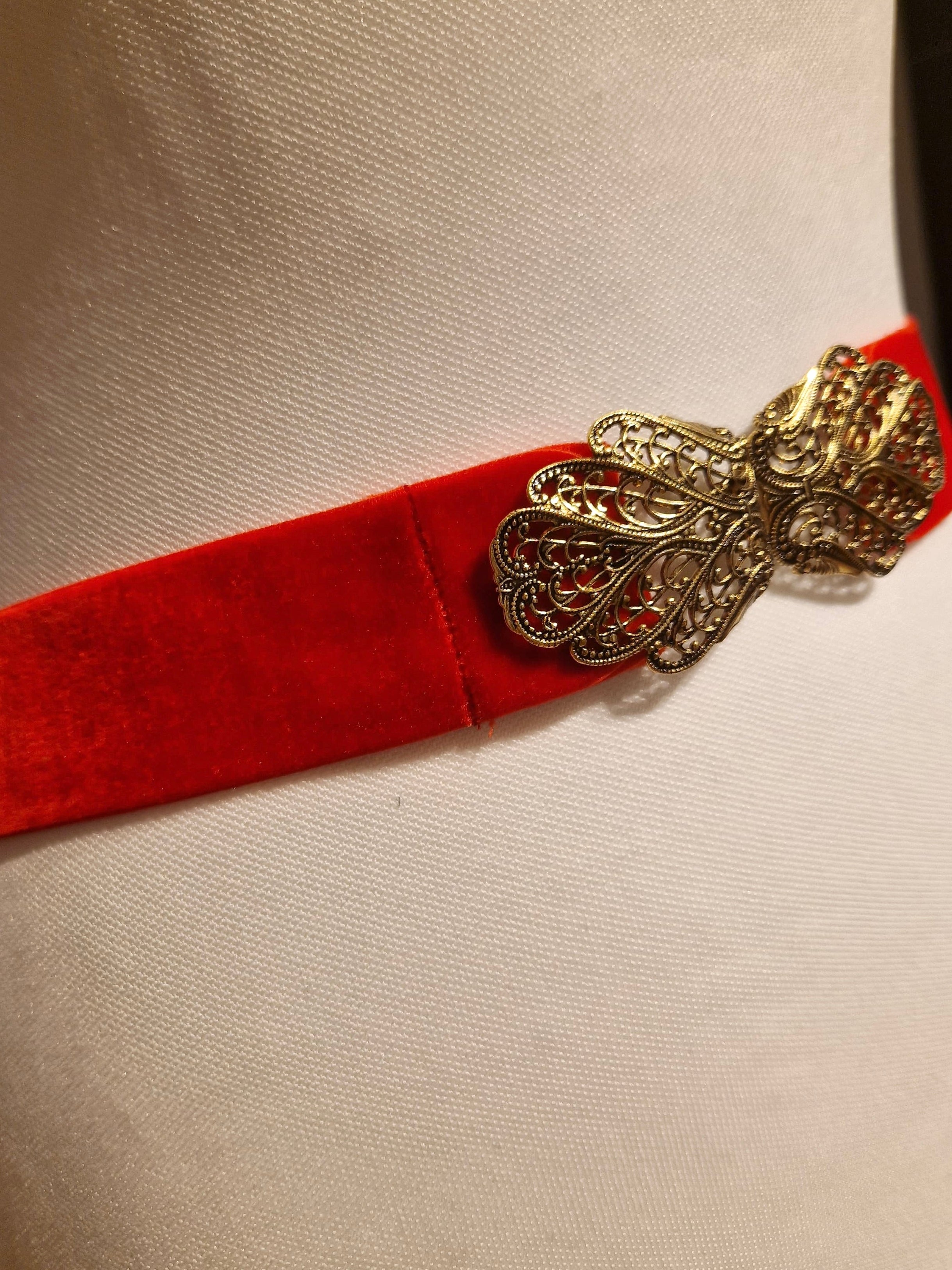 Trachtengürtel Samt Stretch Goldstich rot/gold