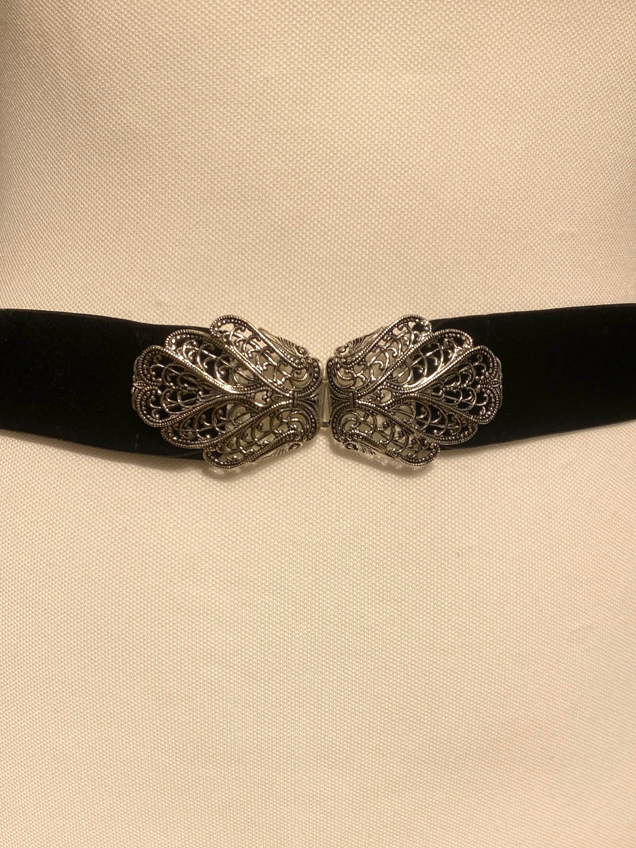 Trachtengürtel Samt Stretch Goldstich schwarz/silber