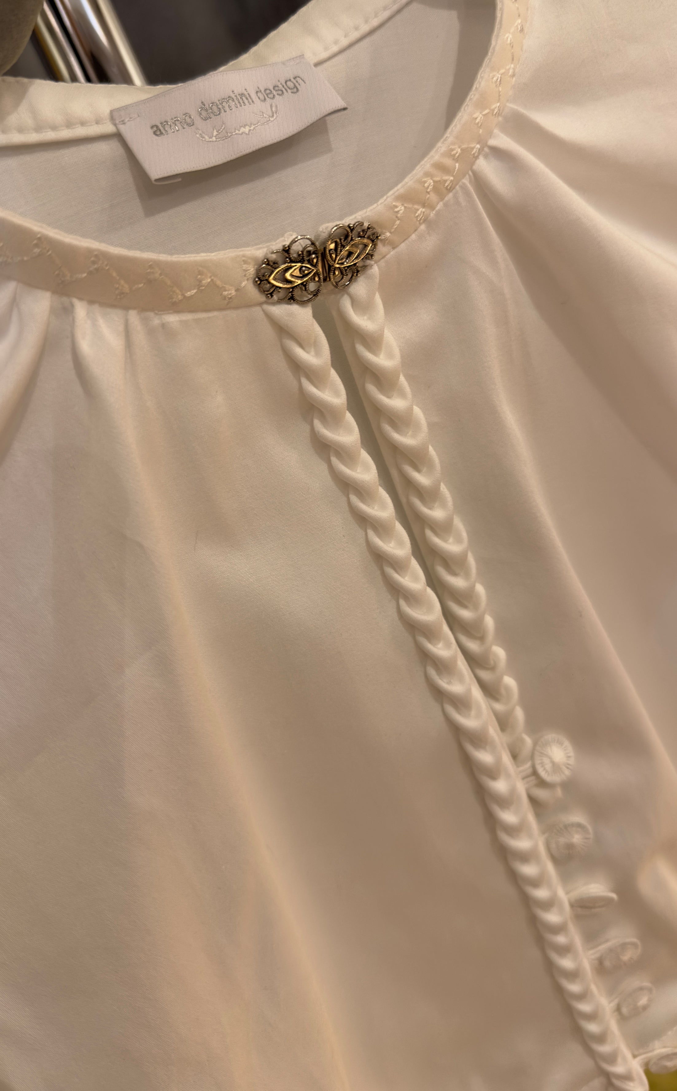 Dirndlbluse Sabi Anno Domini Design