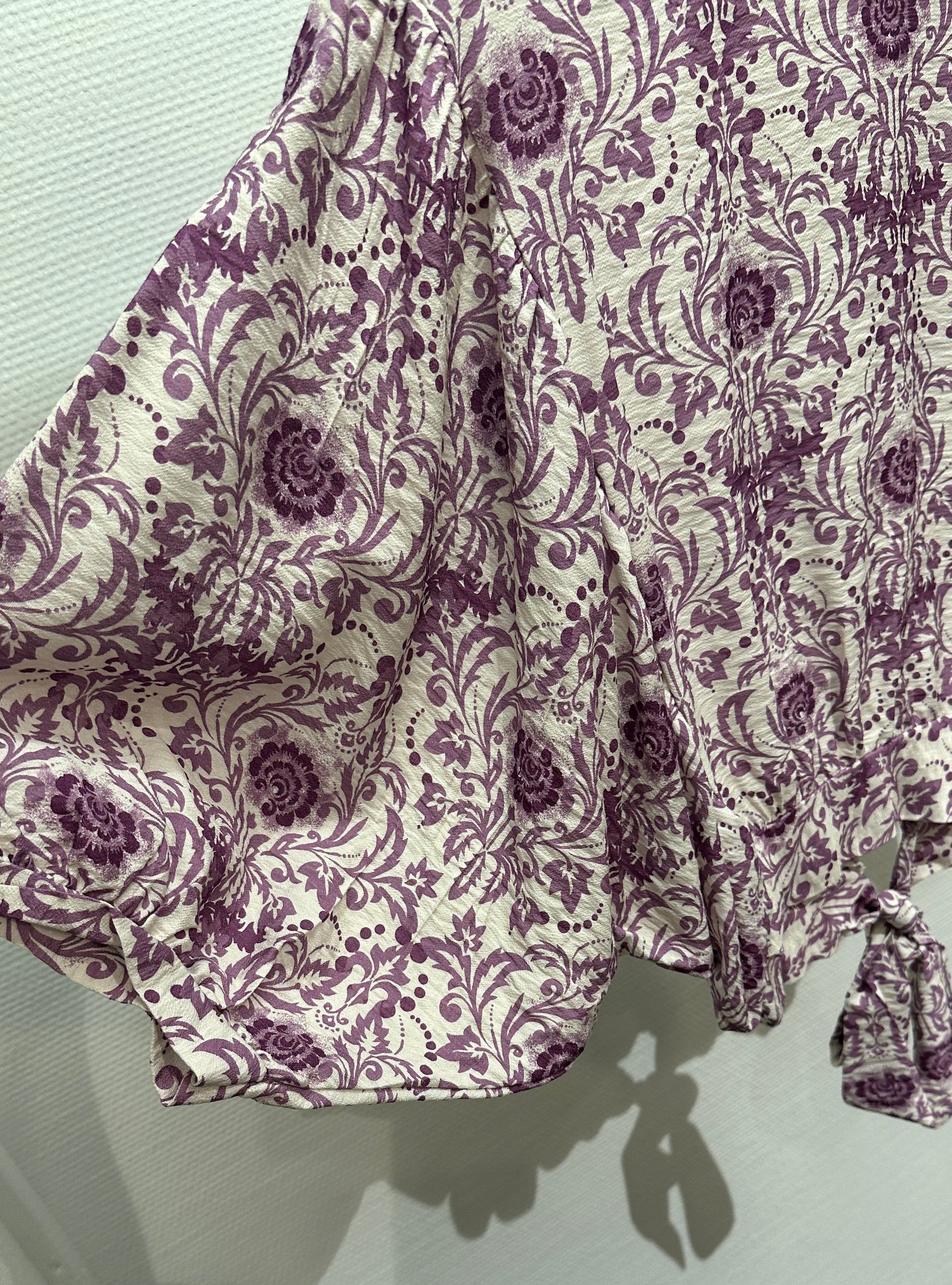 Bluse V Milano creme/lila