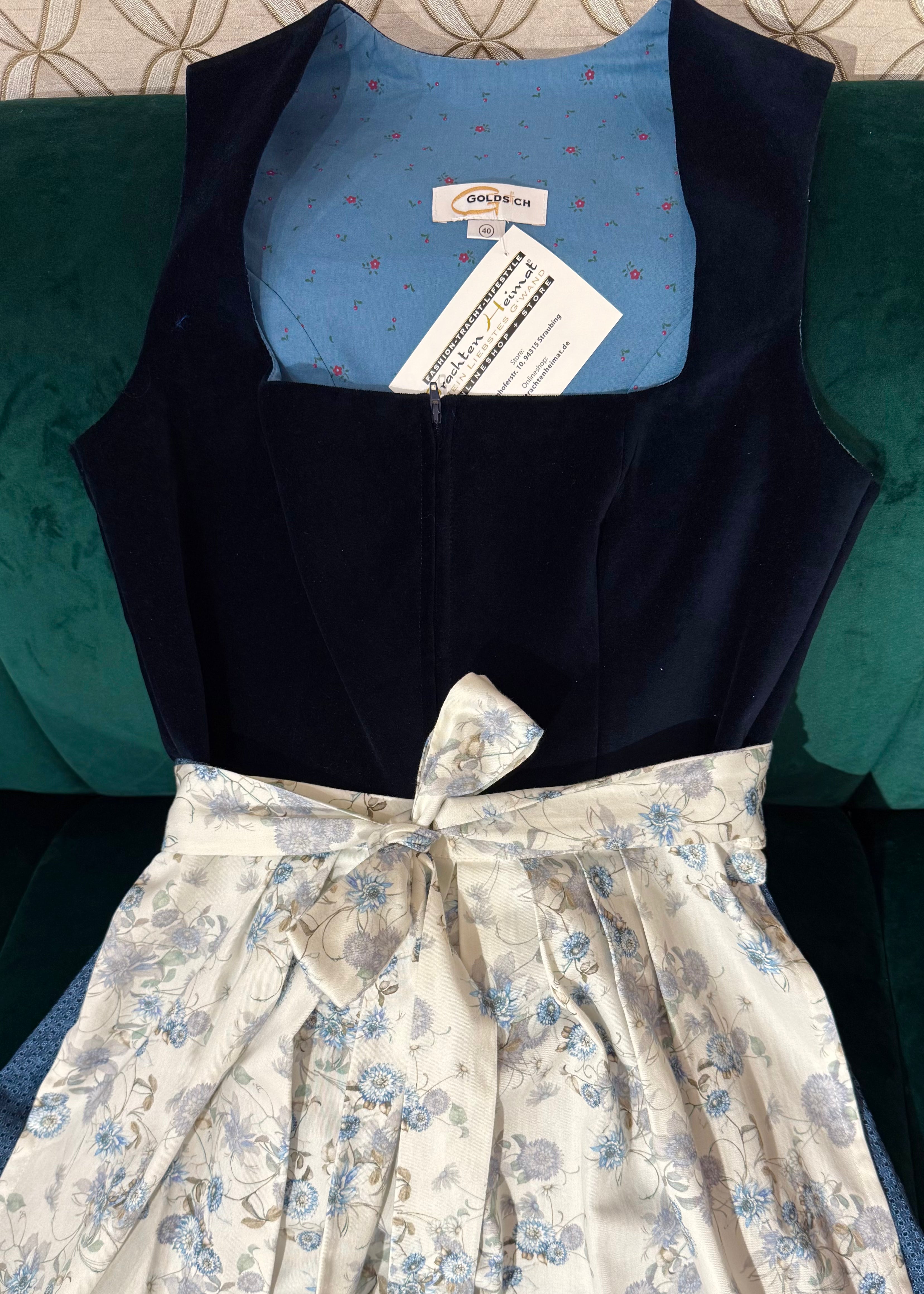 Dirndl Goldstich Samt dunkelblau 74cm