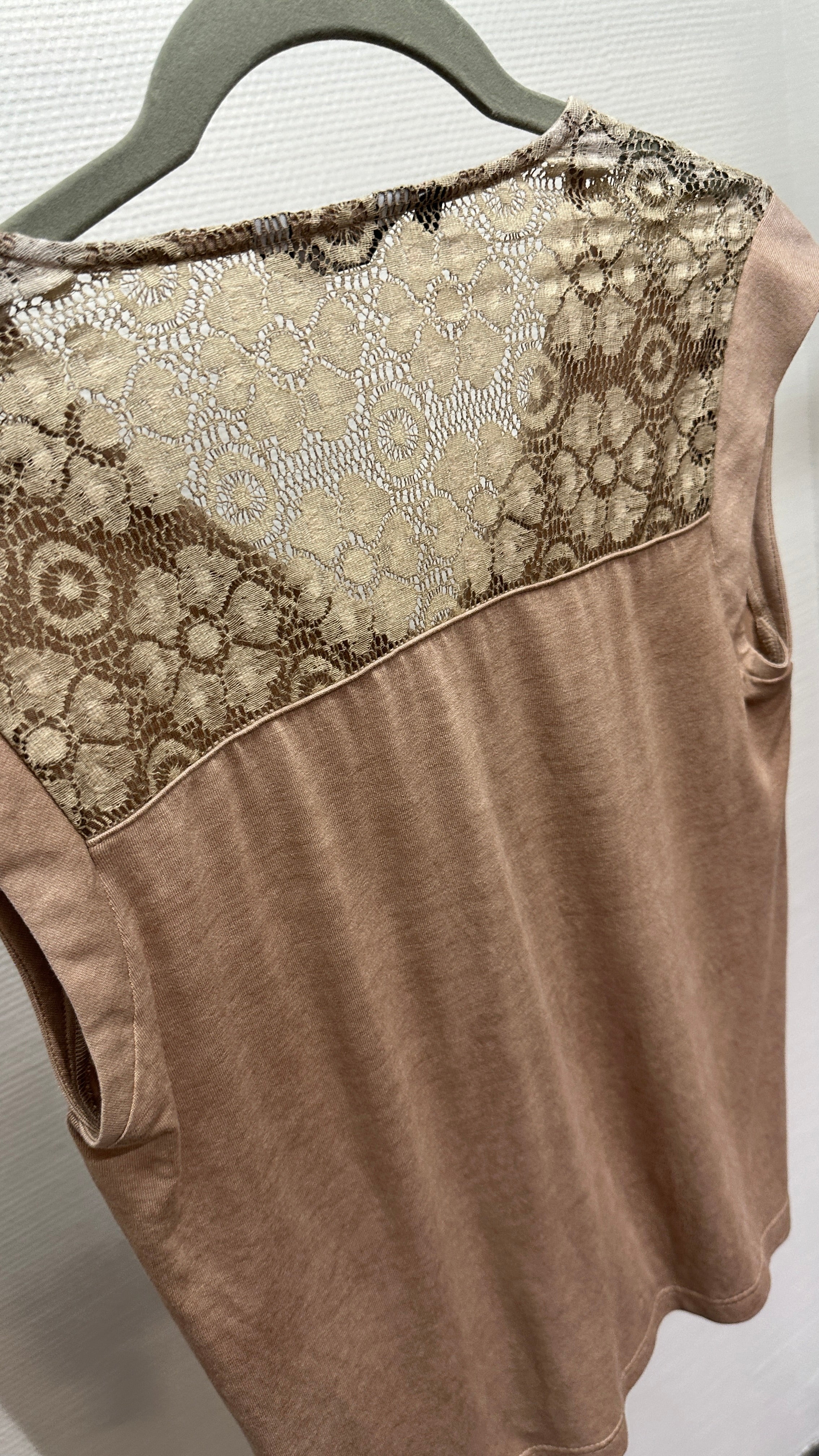 Shirt mit Spitze Arido beige