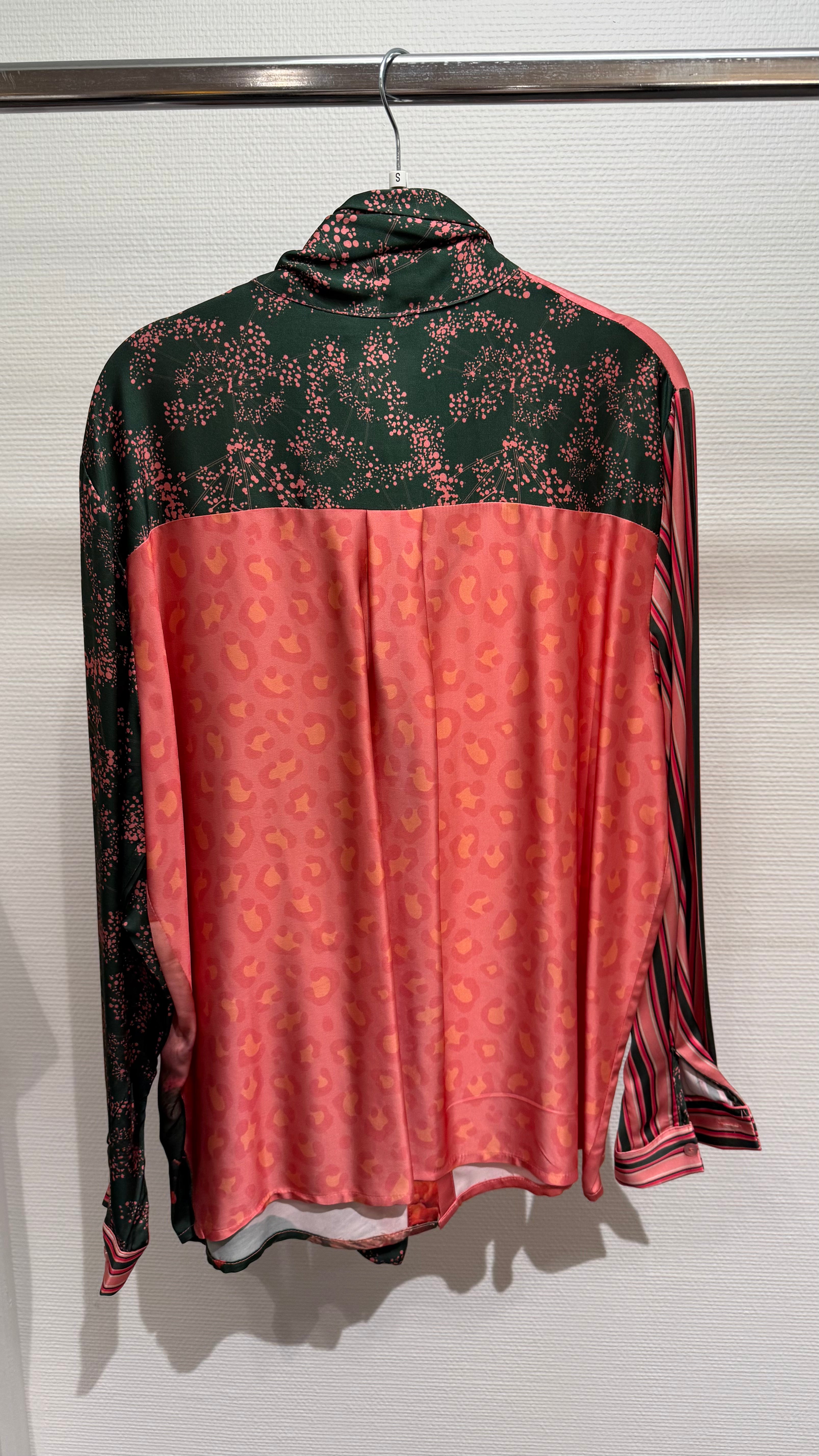Bluse Miss Goodlife bunt