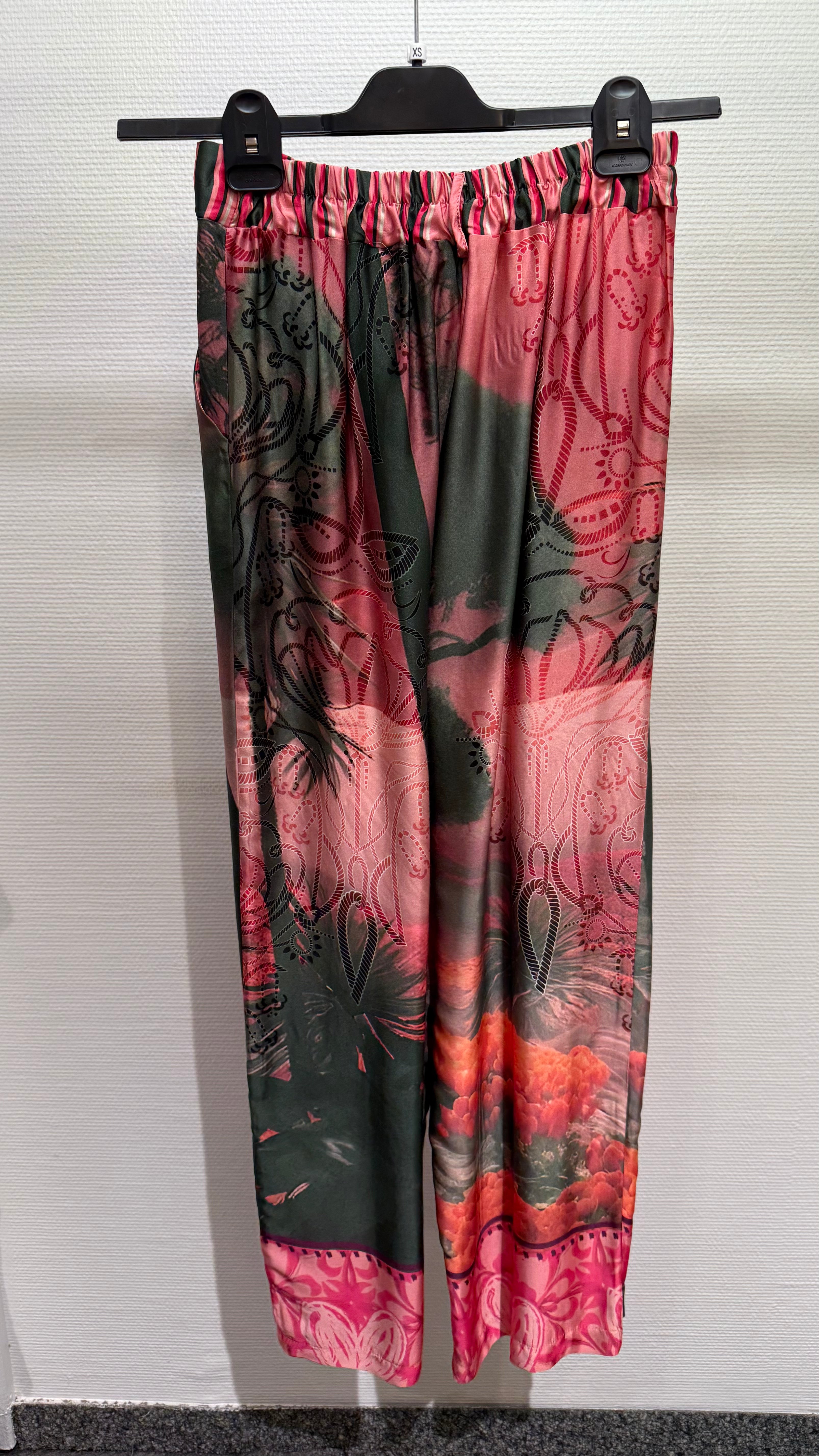 Hose Miss Goodlife bunt