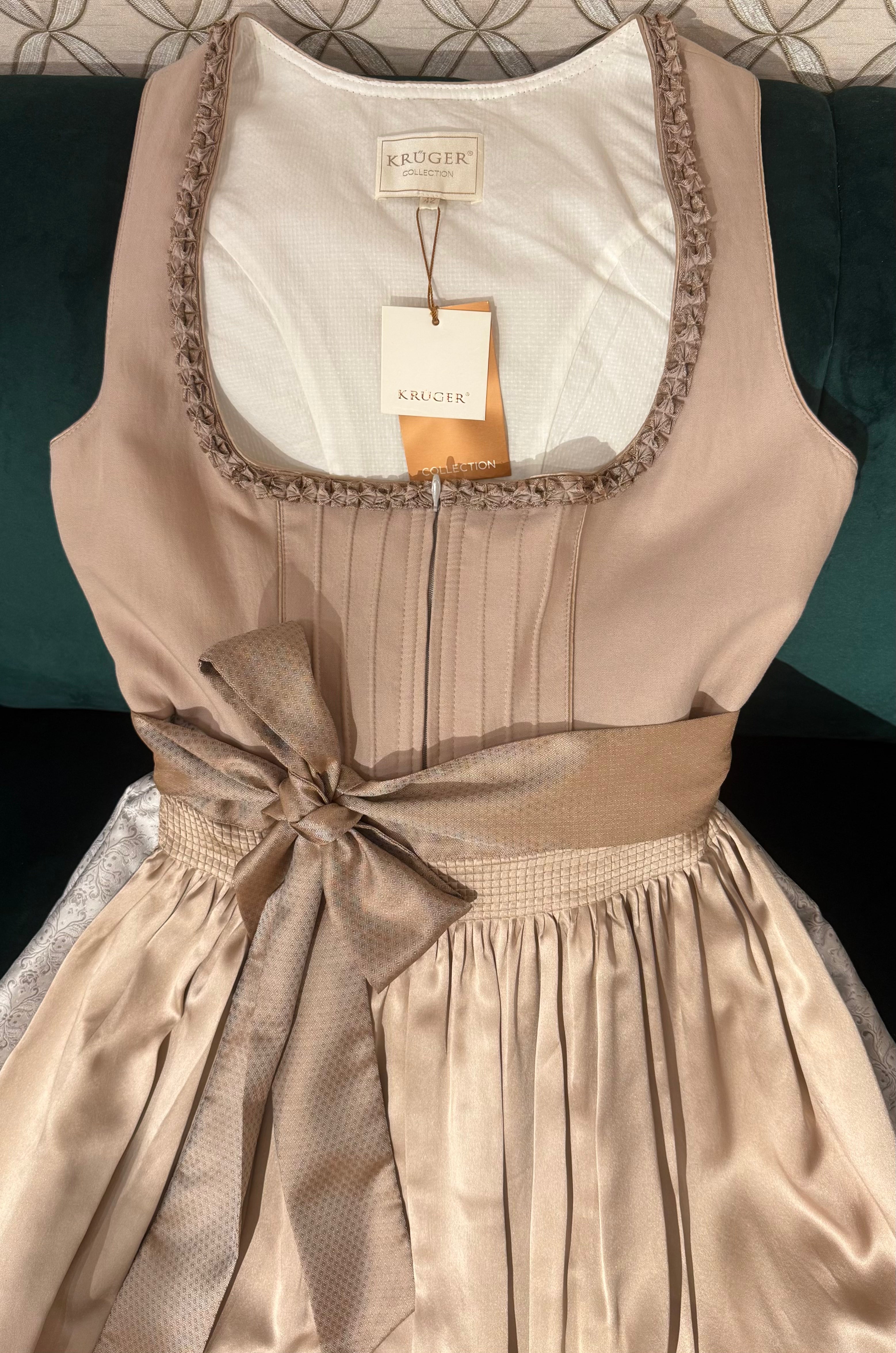 Dirndl Krüger Collection beige 60cm