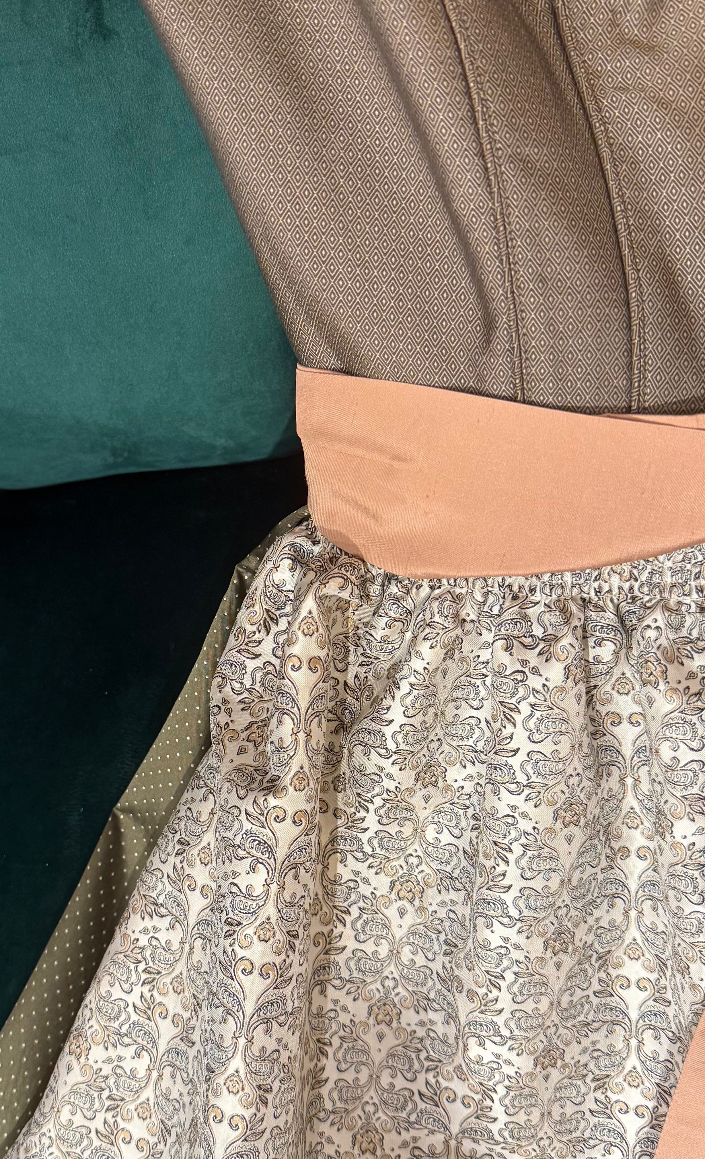 Dirndl Krüger Collection Sybille oliv 60cm