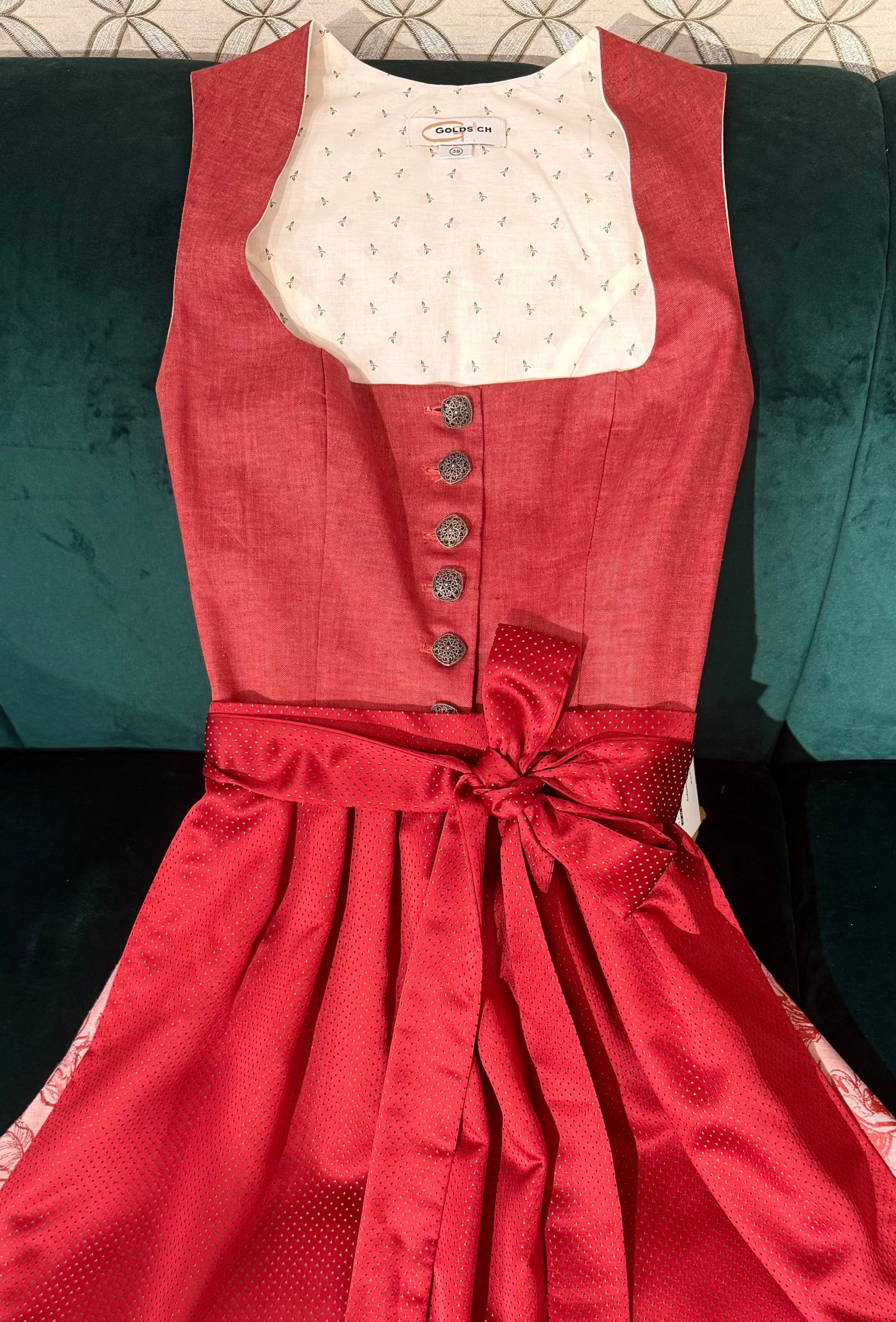 Dirndl Goldstich rot/bordeaux/rose 70cm