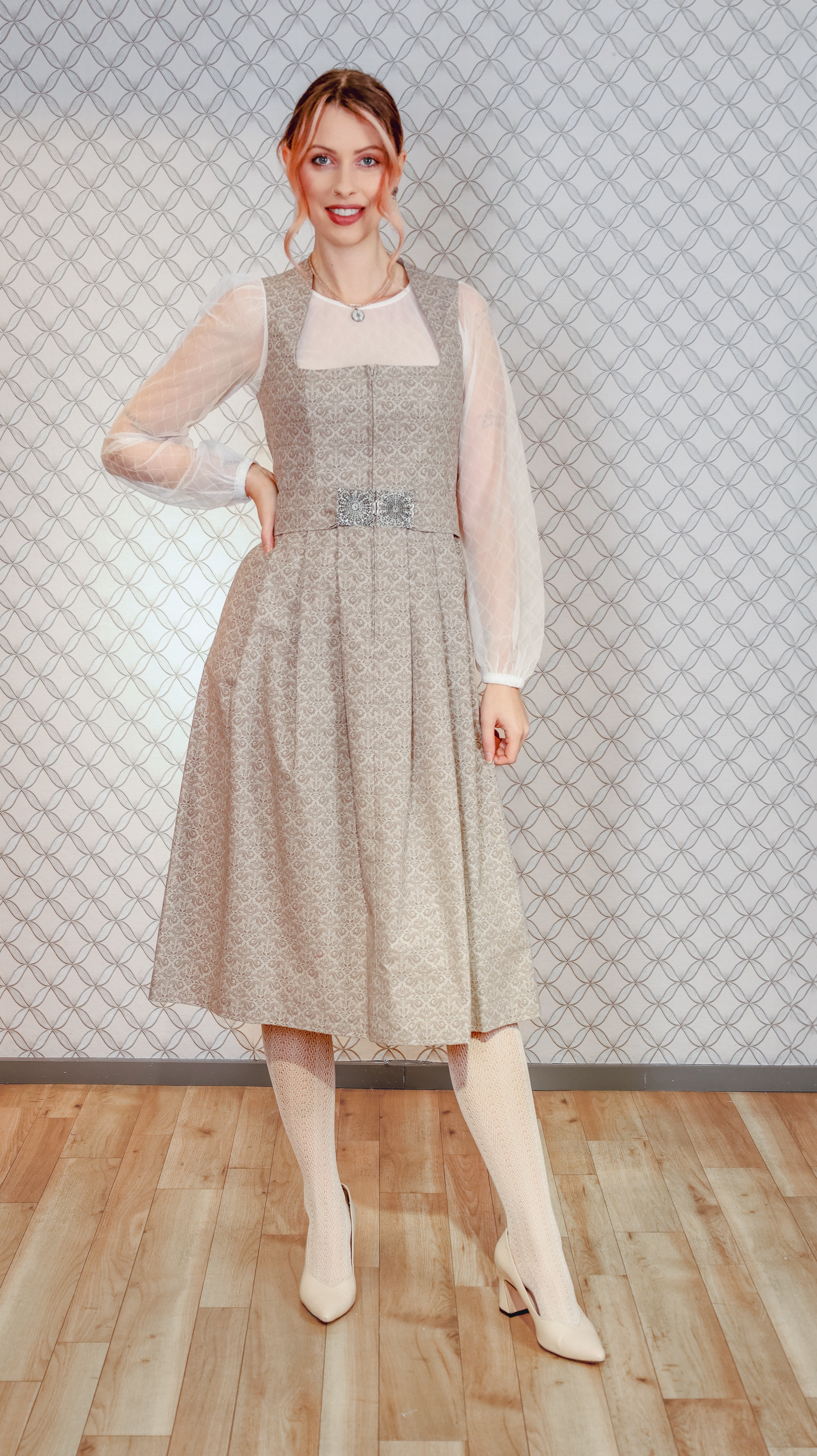 Dirndl Goldstich grau 75cm