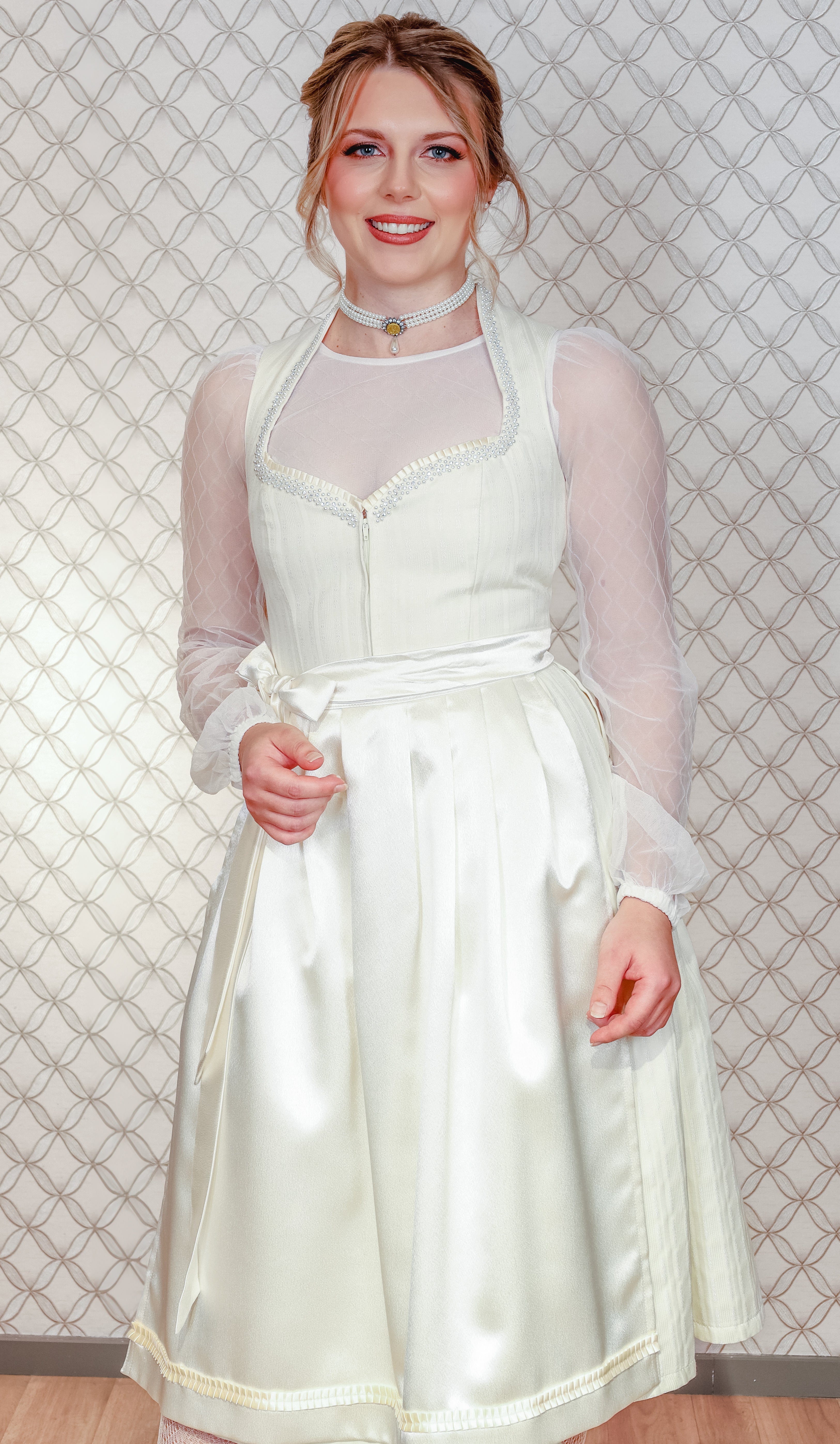 Dirndl Goldstich weiß 75cm