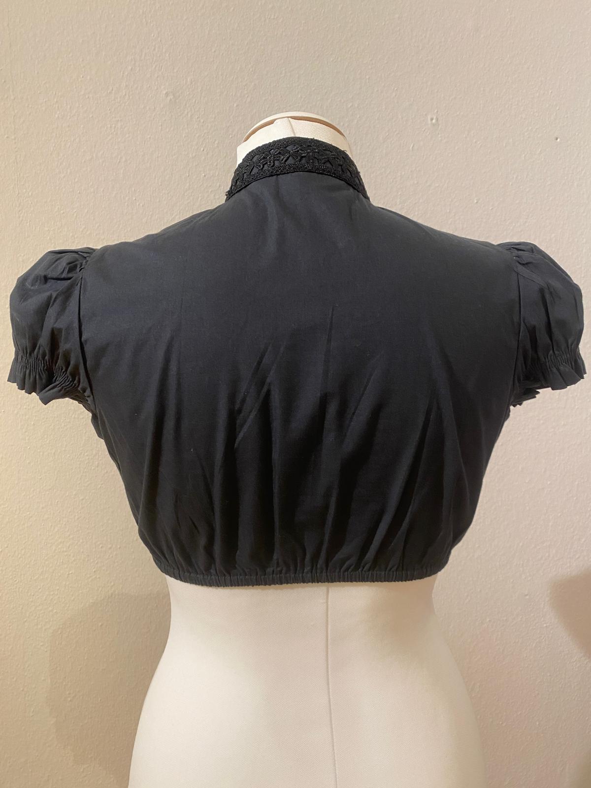 Dirndlbluse Almsach hochgeschlossen