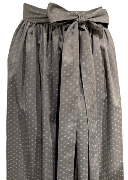 Dirndlschürze Anno Domini Design Lina grau 80cm