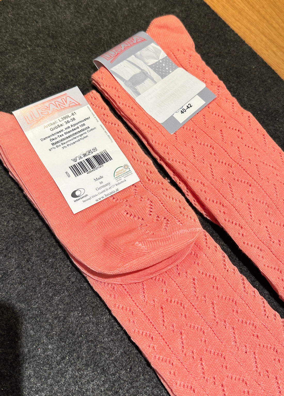 Damen Kniestrümpfe Lusana Ajourmuster lachs