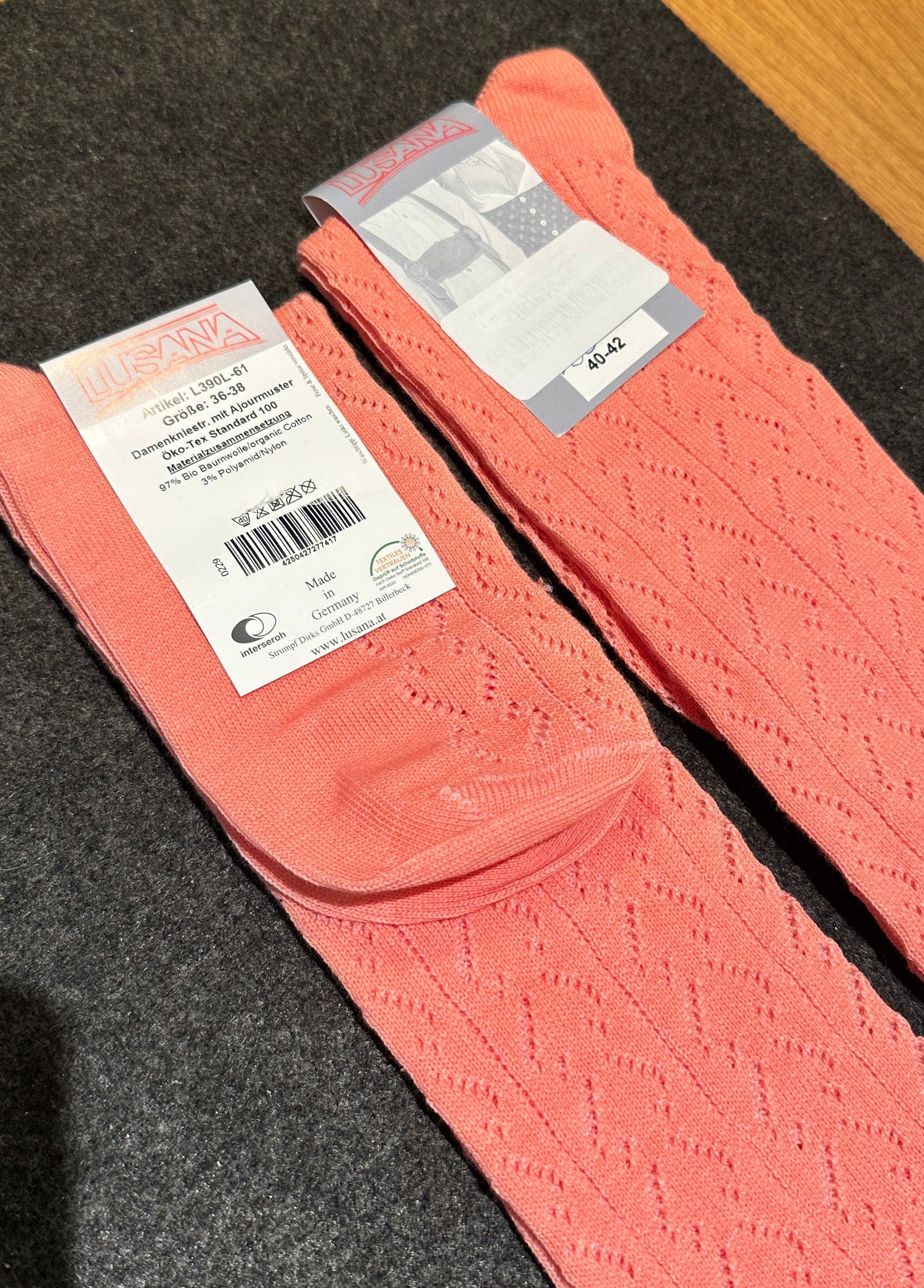 Damen Kniestrümpfe Lusana Ajourmuster lachs