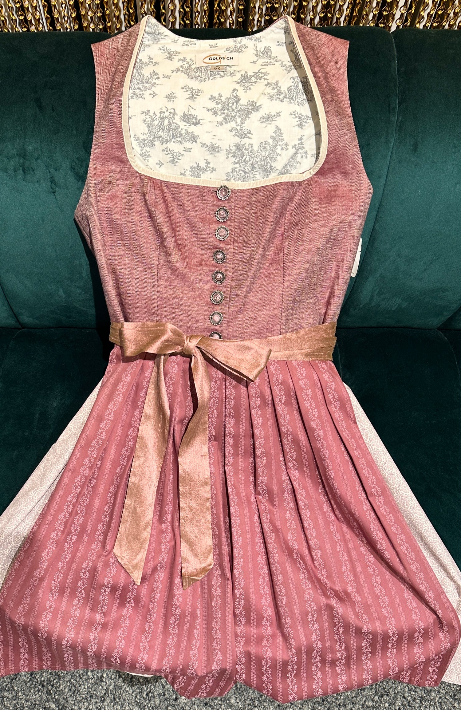 Leinendirndl Goldstich traditionell rosenholz beige 65cm