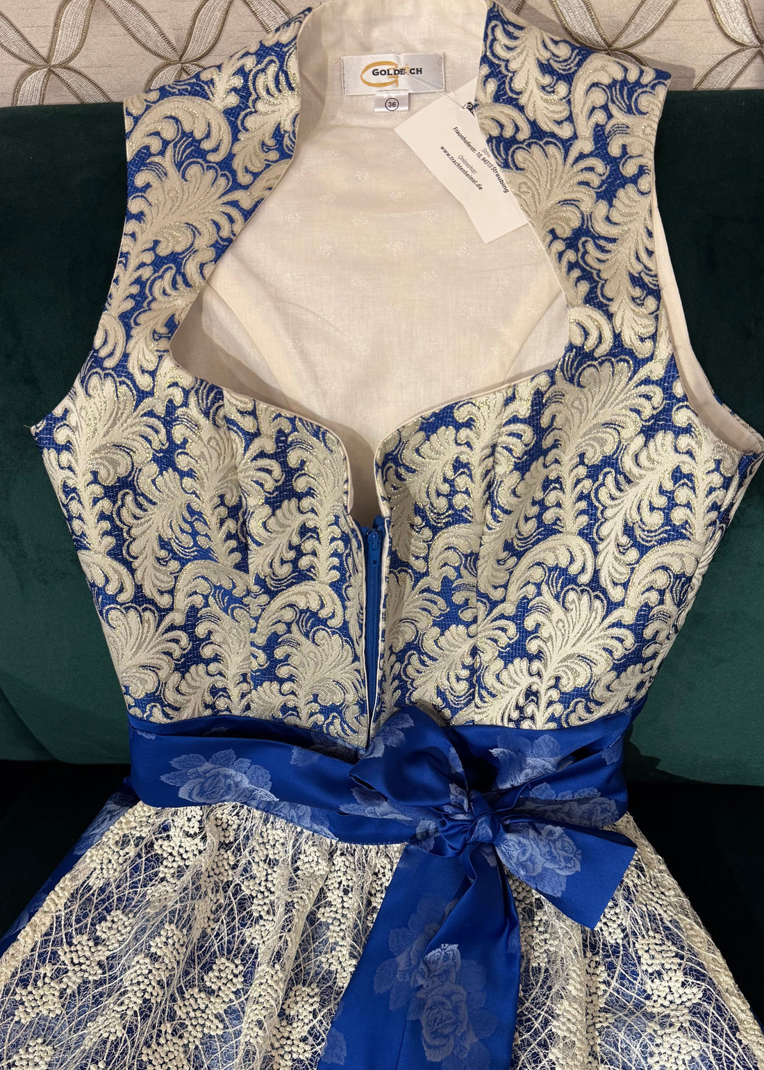 Dirndl Goldstich blau/silber 70cm