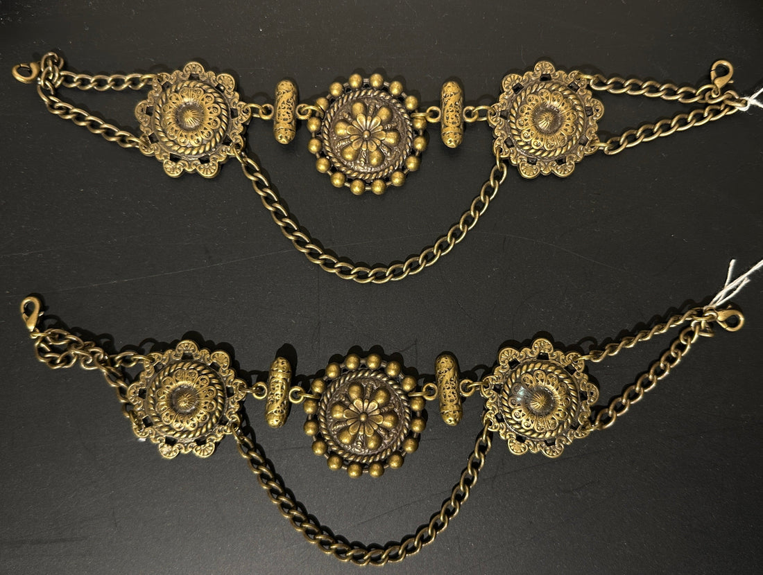 Charivari Gold