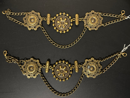 Charivari Gold