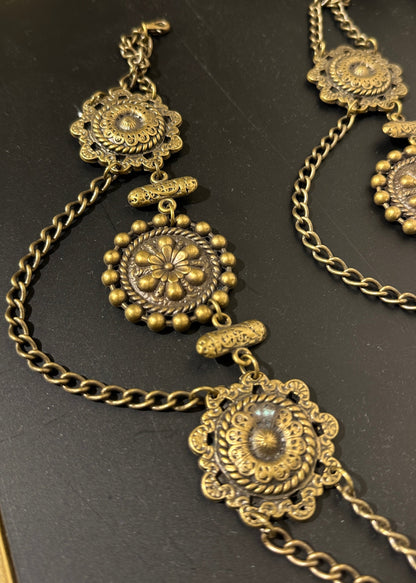 Charivari Gold