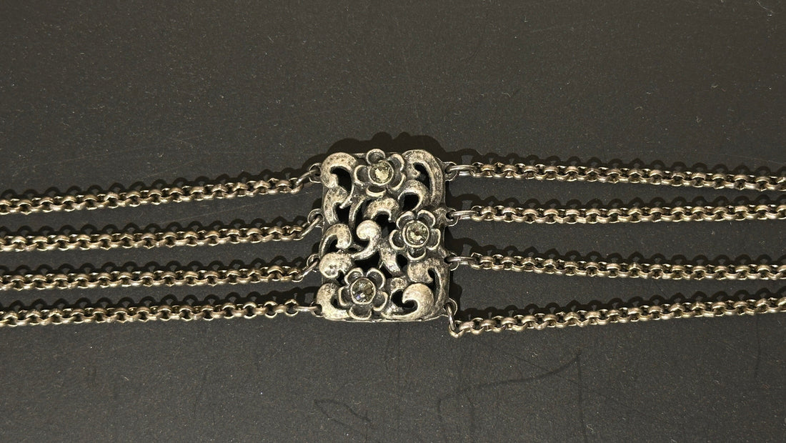 Kropfkette silber