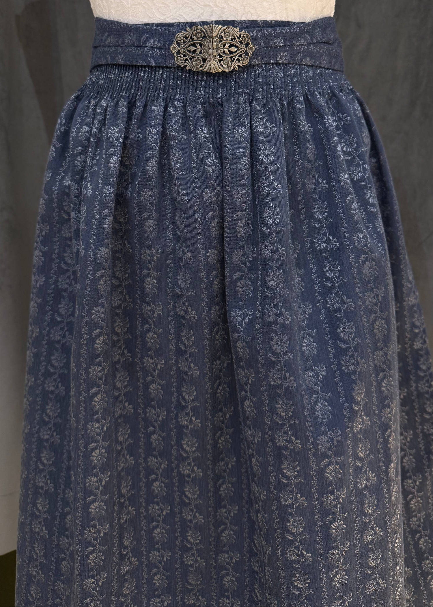 Dirndlschürze Stockerpoint blau70cm