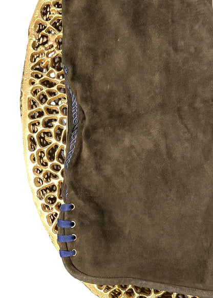 Lederhose braun mit bunter Stickerei