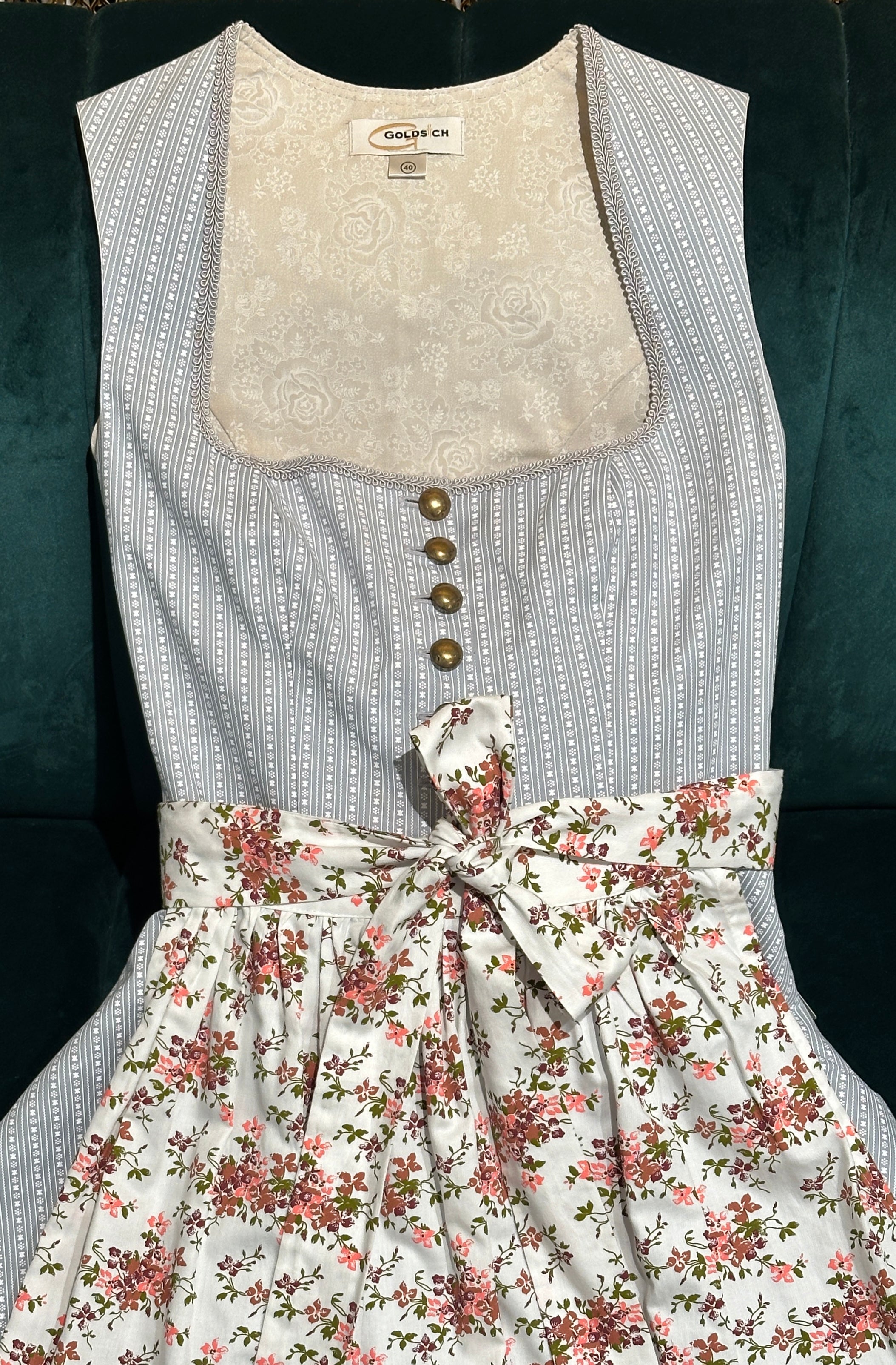 Baumwolldirndl Goldstich silber/weiß geblümt 64cm