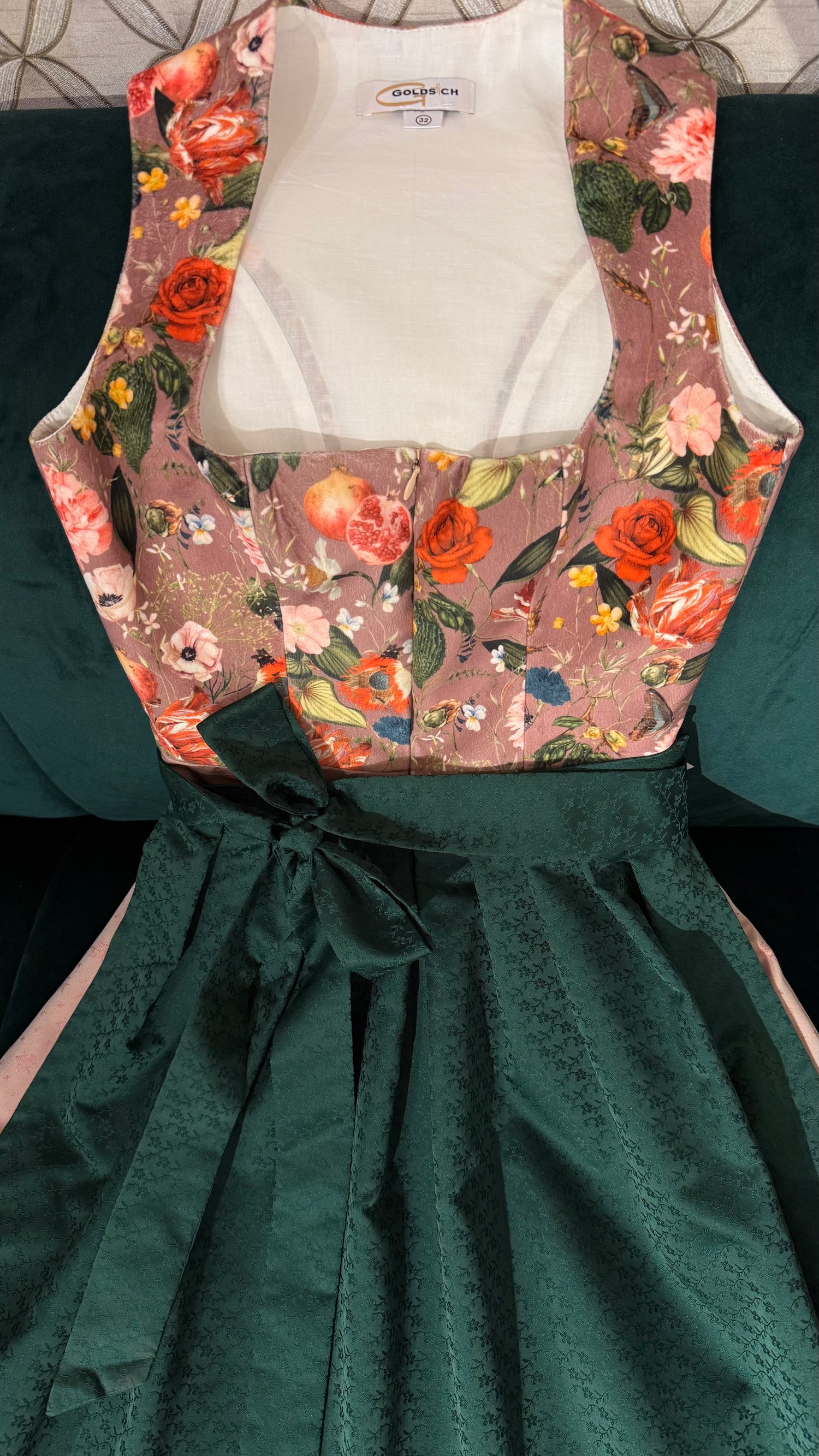 Dirndl Goldstich Samt Blumen altrosa 70cm