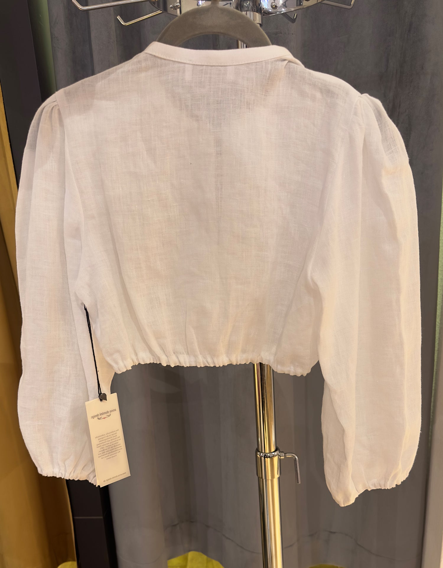 Dirndlbluse Emilia Anno Domini Design Leinen