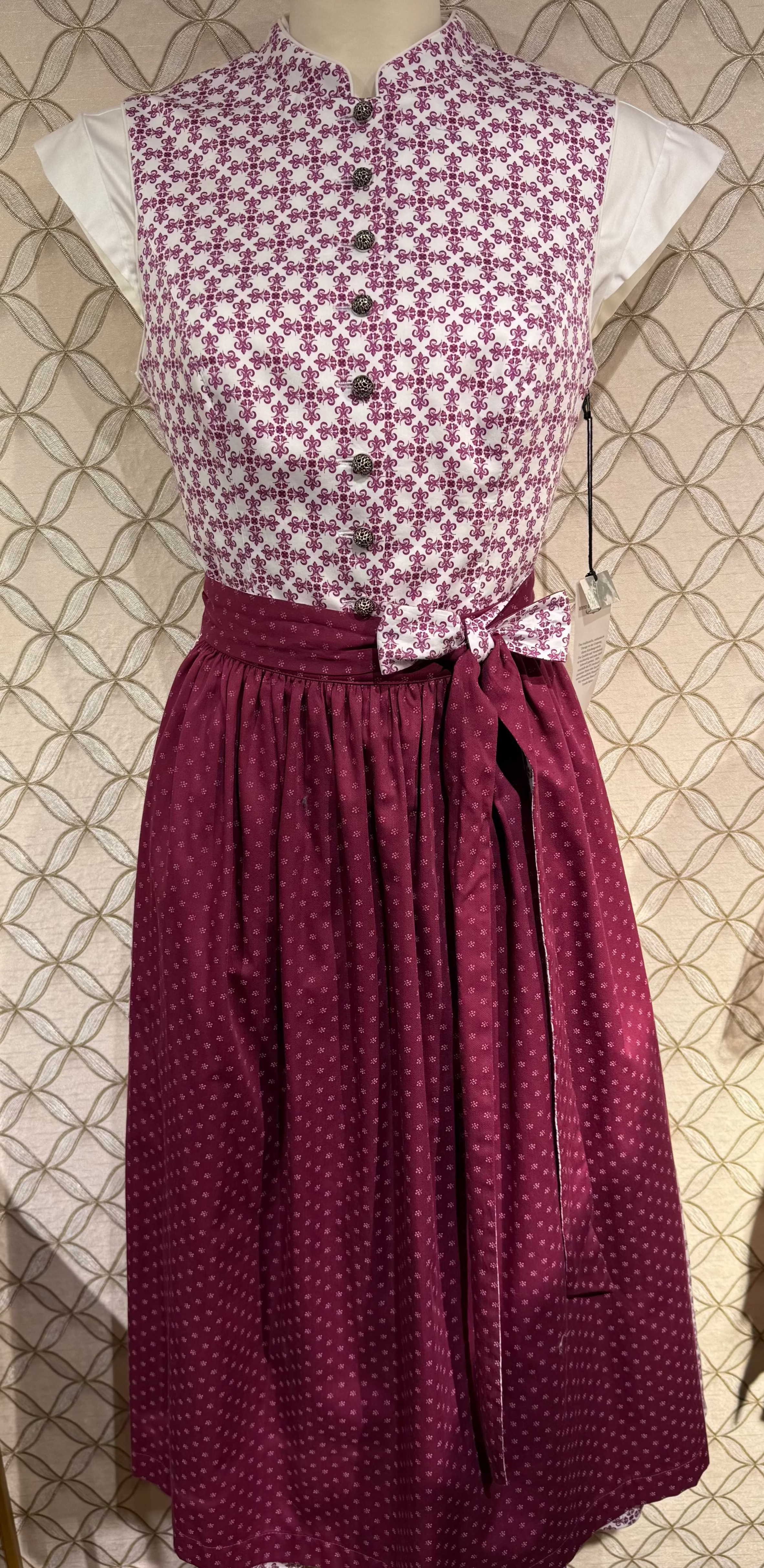 Dirndl Anno Domini Design Elle beere 80cm