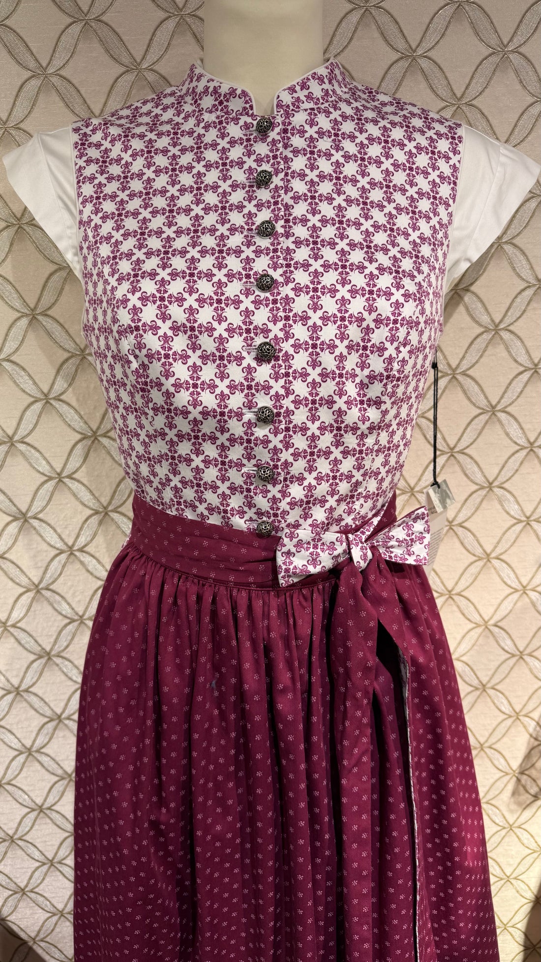 Dirndl Anno Domini Design Elle beere 80cm