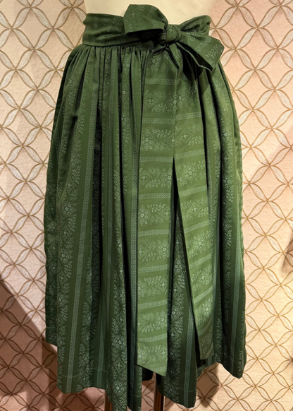 Dirndlschürze Anno Domini Design grün Muster 70cm