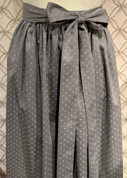Dirndlschürze Anno Domini Design Lina grau 80cm