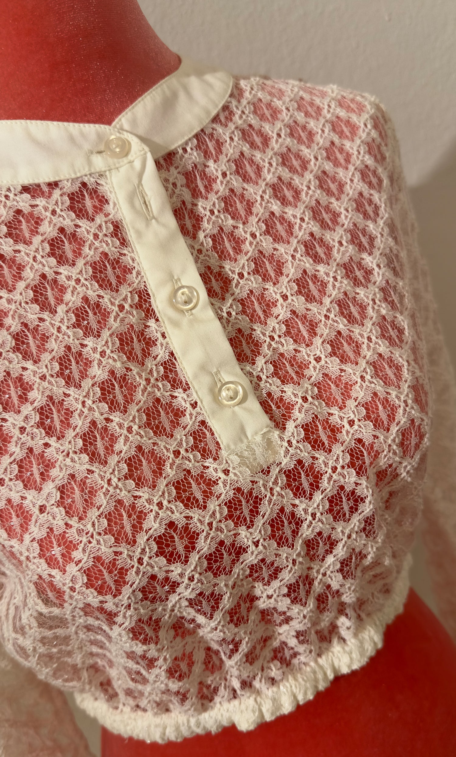 Dirndlbluse Monja Melega creme