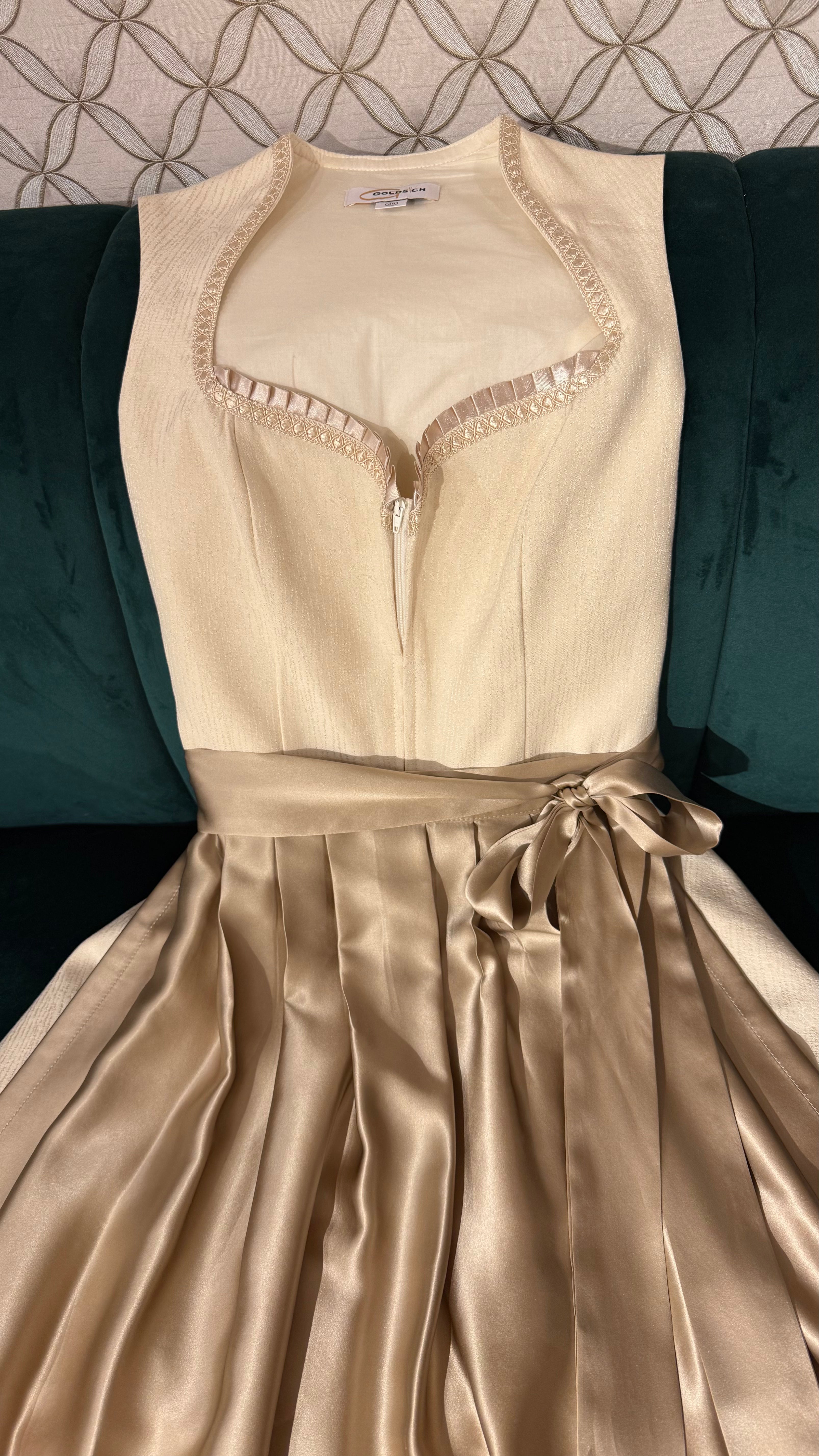 Dirndl Goldstich creme/beige 72cm