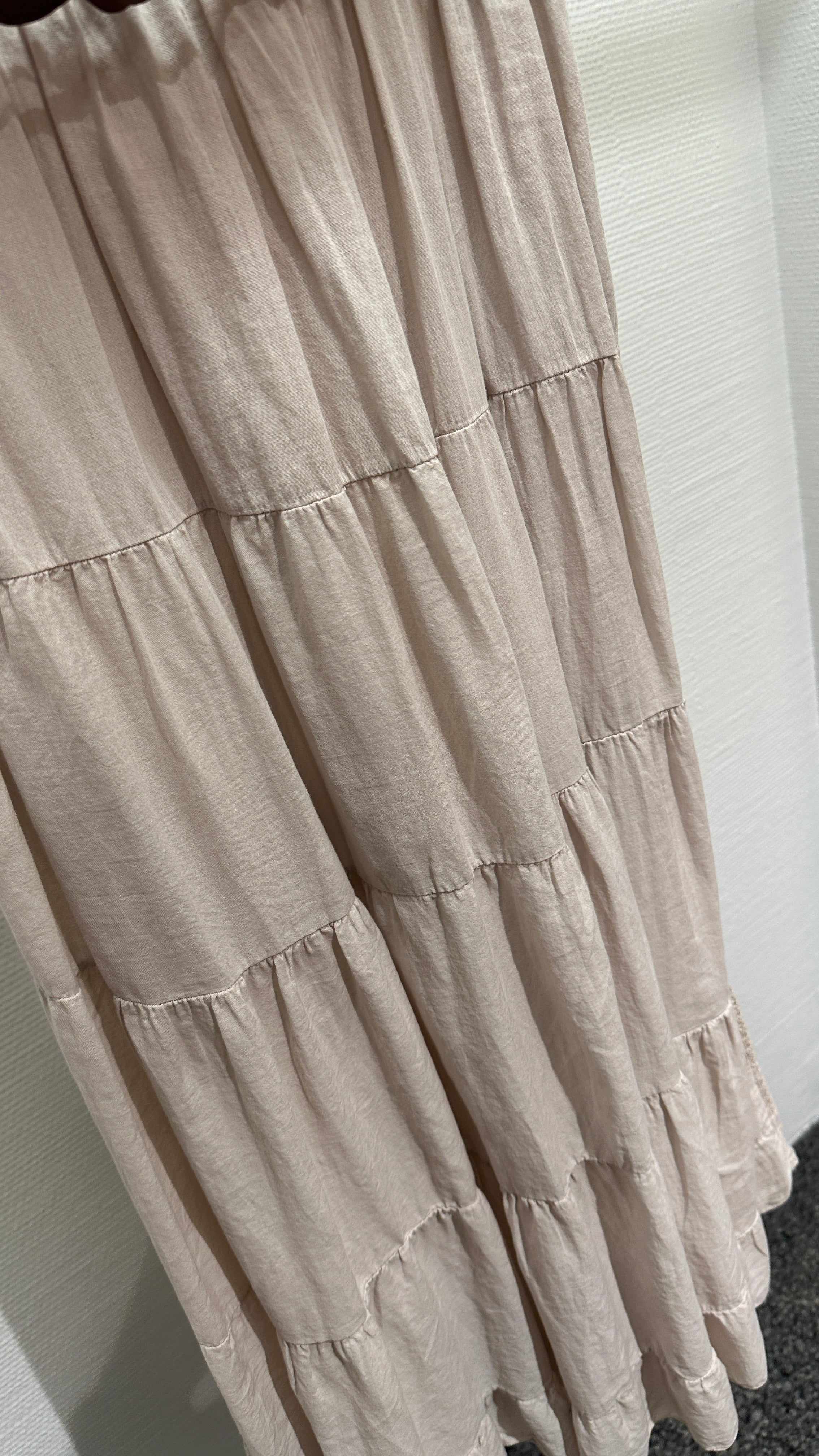 Rock beige mit Gürtel
