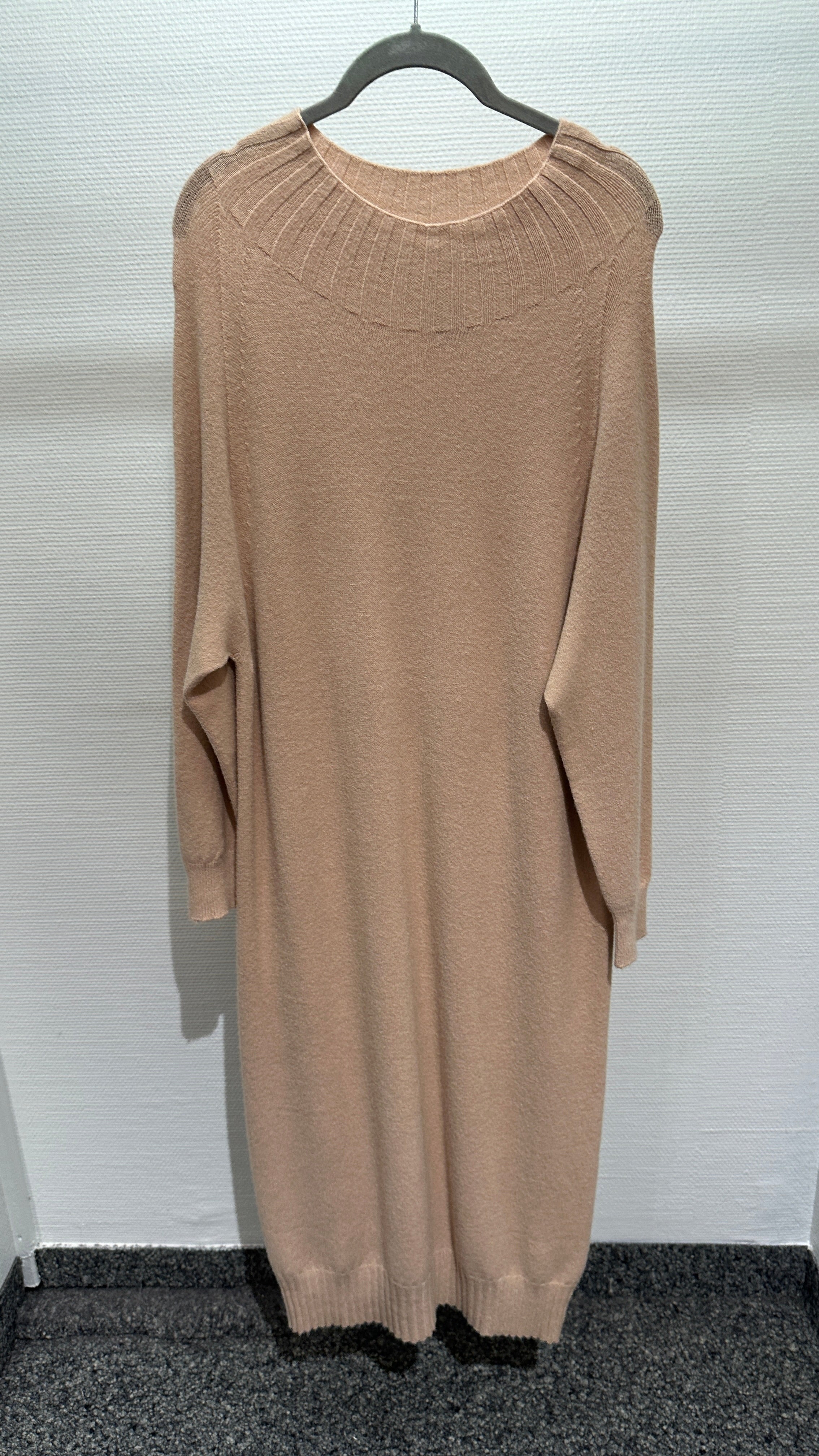 Kleid Strick V Milano hellbraun
