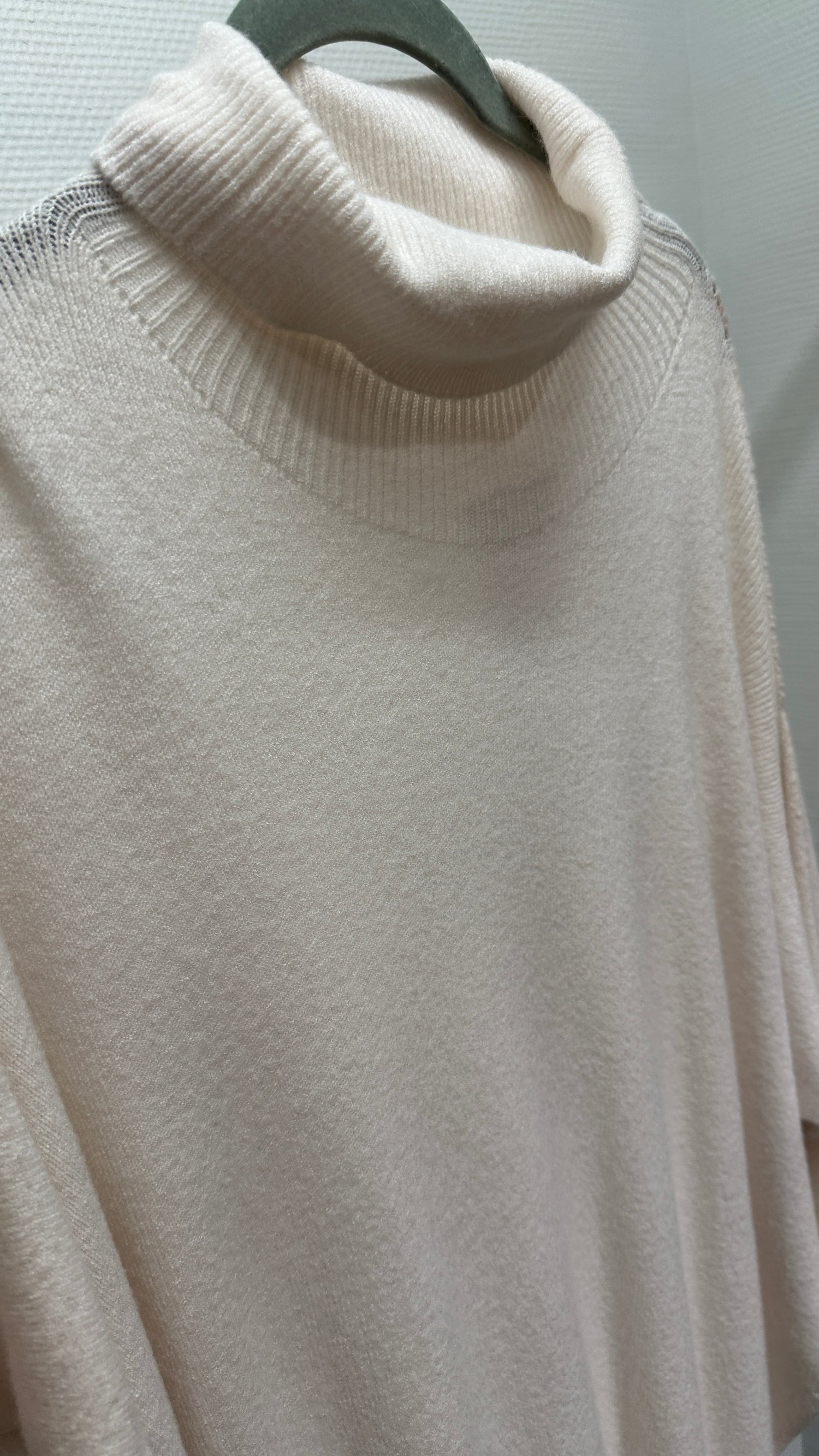 Kleid Strick V Milano creme