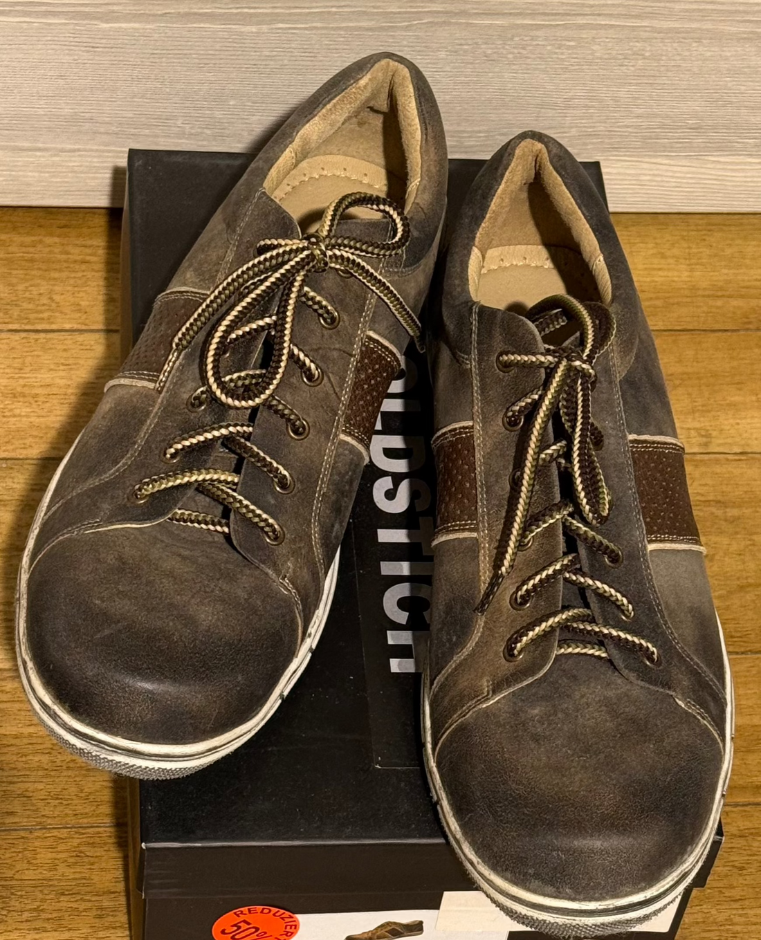 Trachtenschuh Sneaker Goldstich Wildbock braun