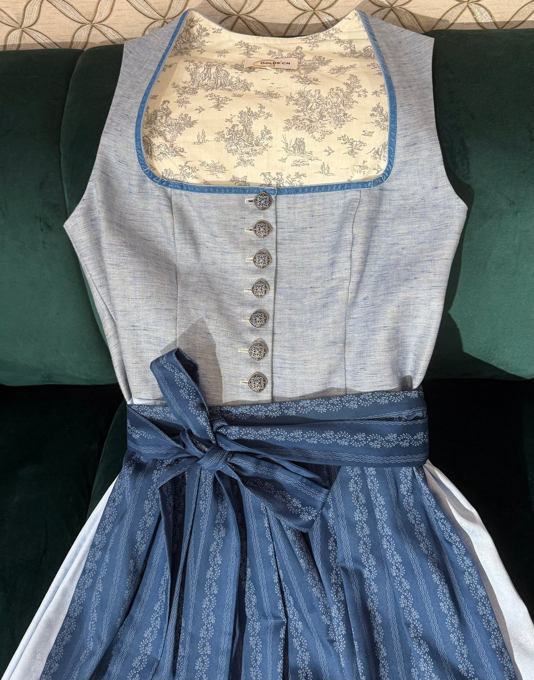 Dirndl Goldstich hellblau 64cm