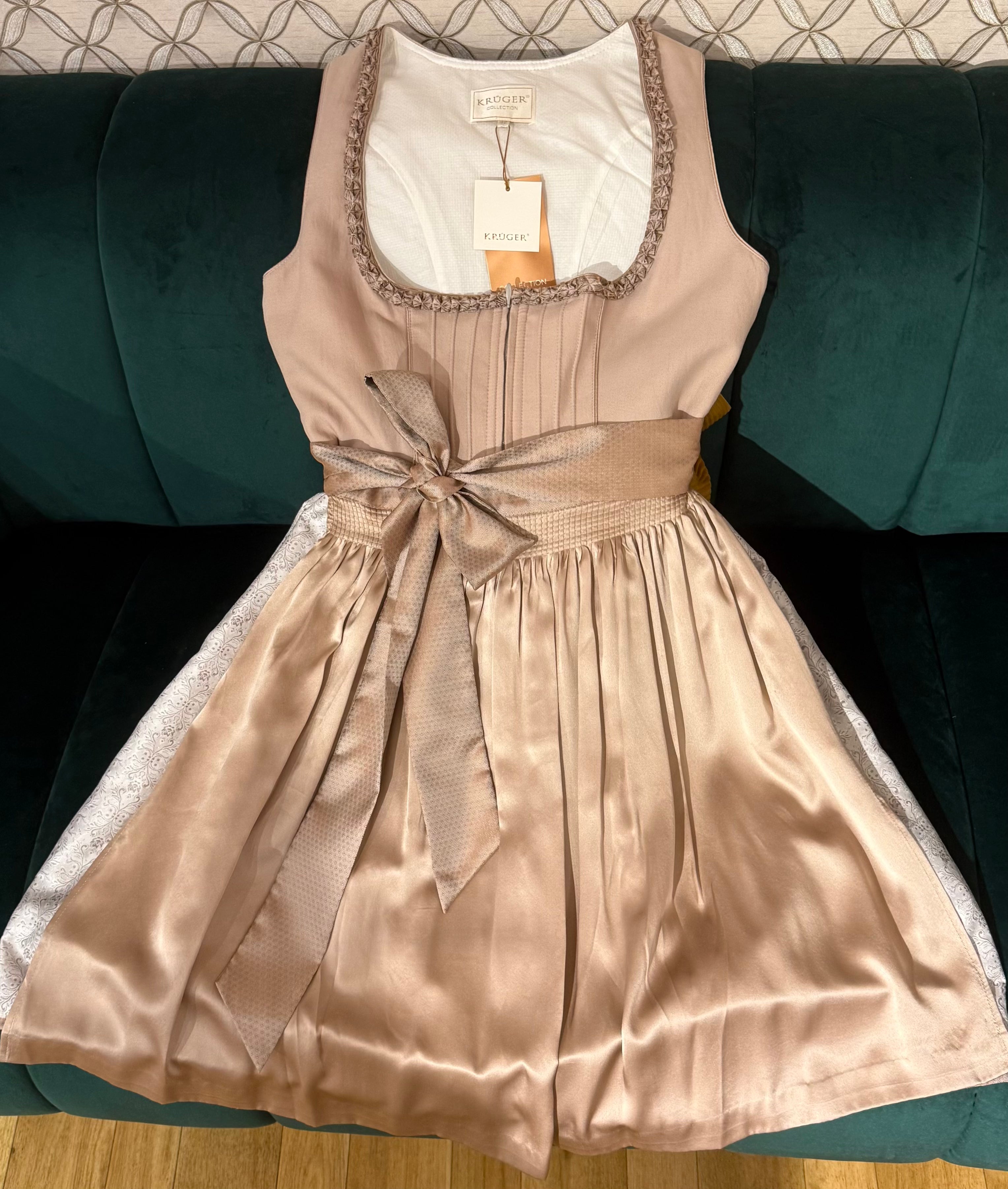 Dirndl Krüger Collection beige 60cm