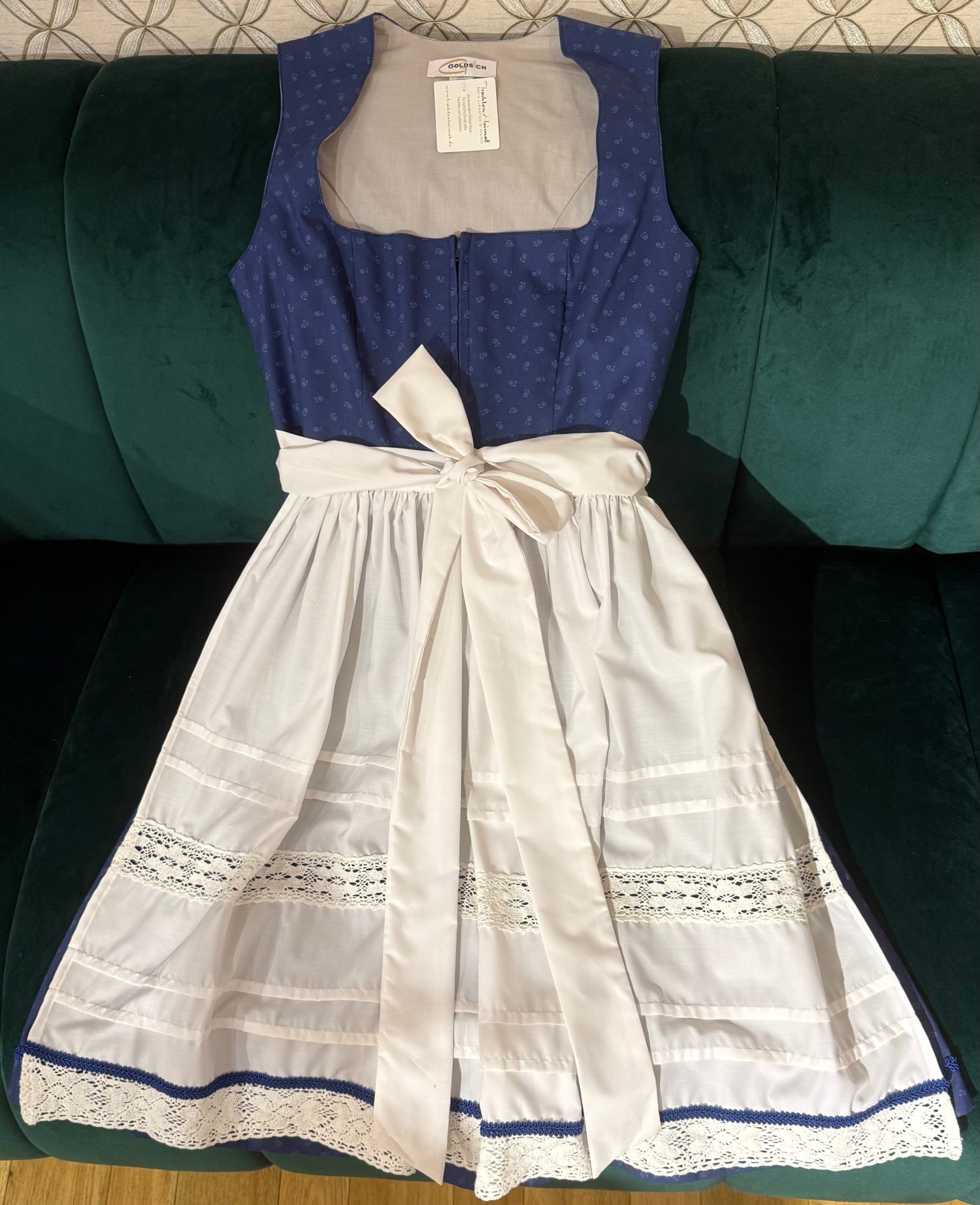 Dirndl Goldstich blau/weiß 60cm