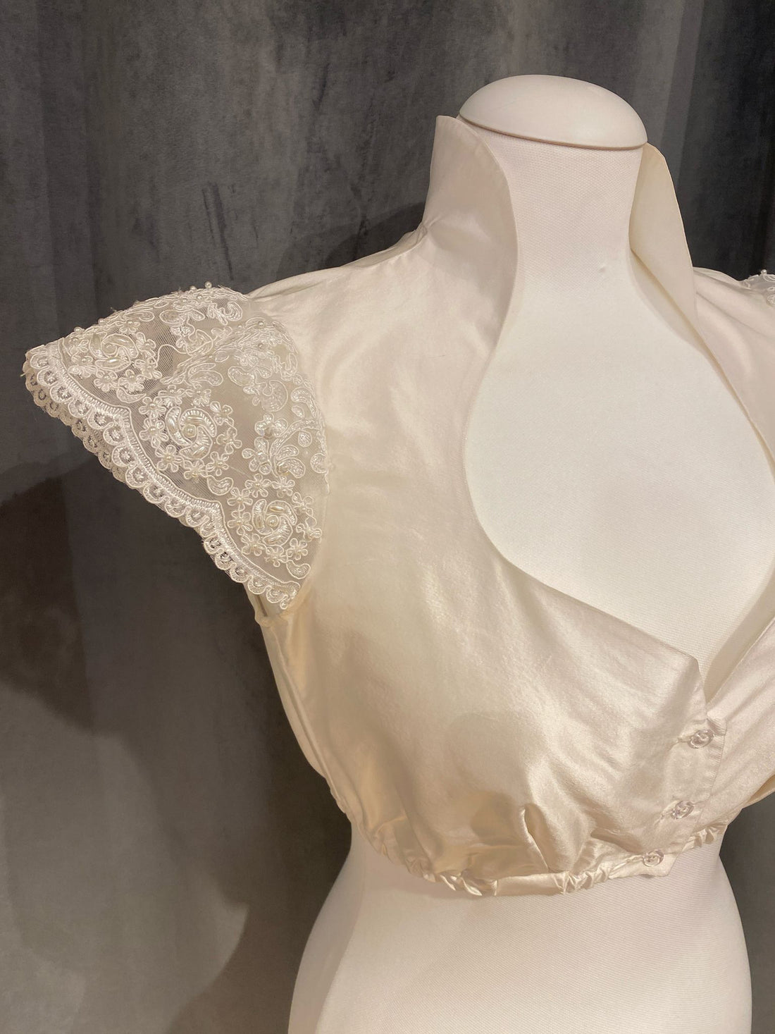 Dirndlbluse Betti Astrid Söll