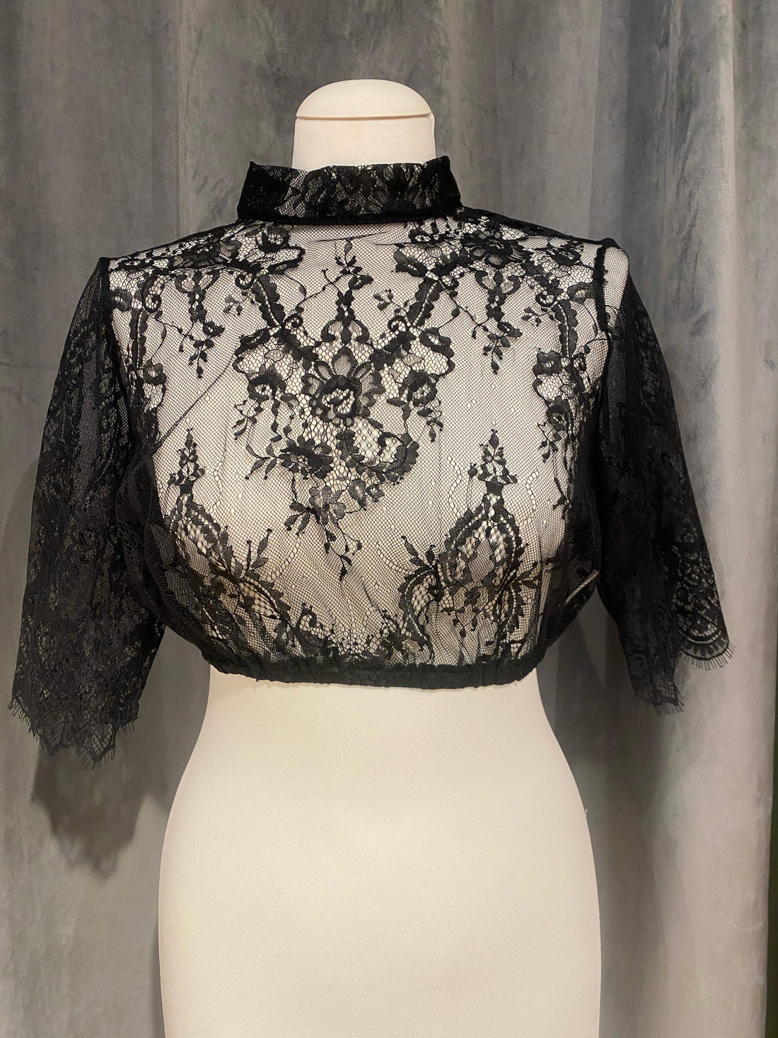 Dirndlbluse Astrid Söll Spitze schwarz